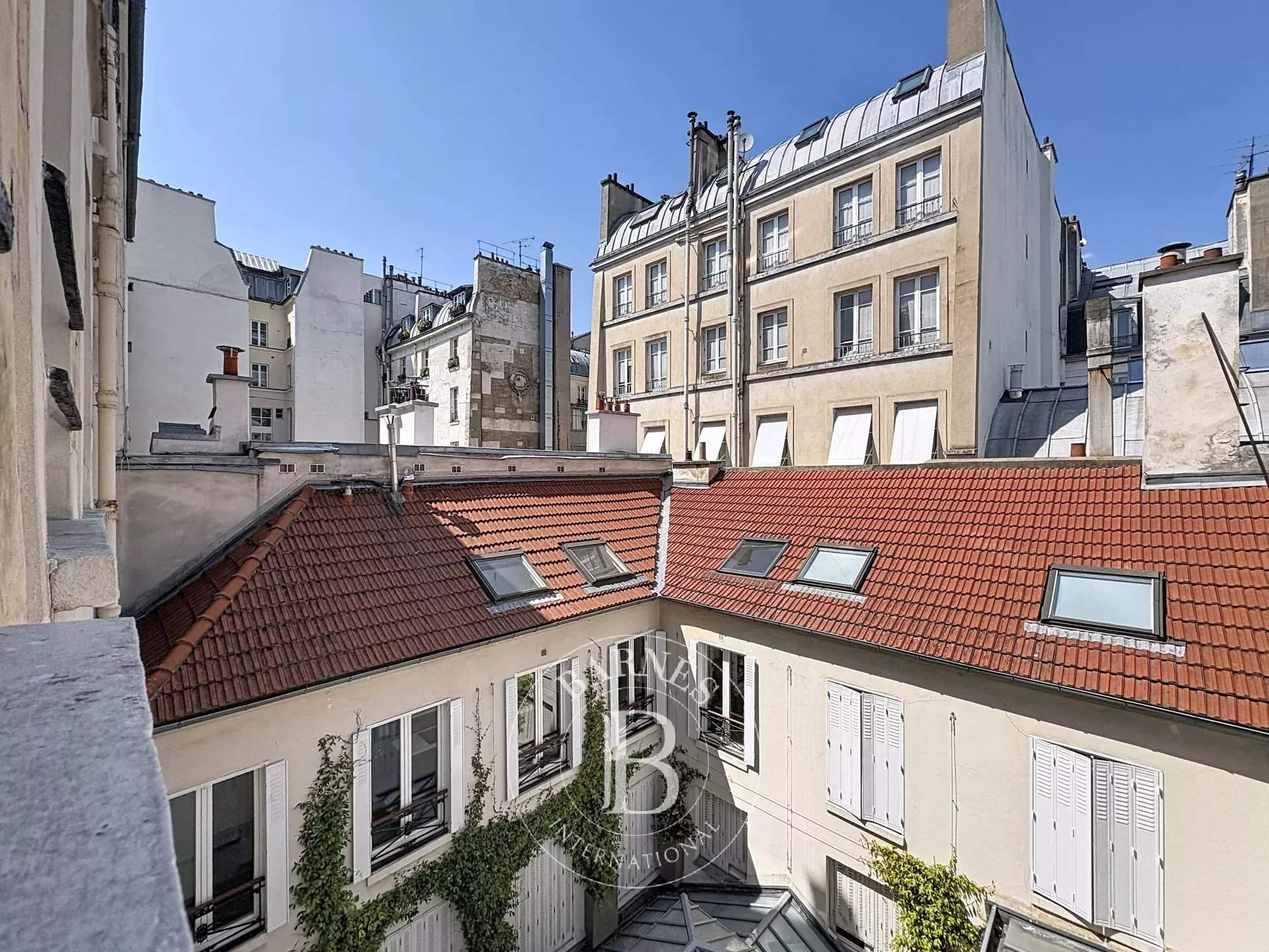 Paris  - Appartement 2 Pi&egrave;ces, 1 Chambre - picture 2