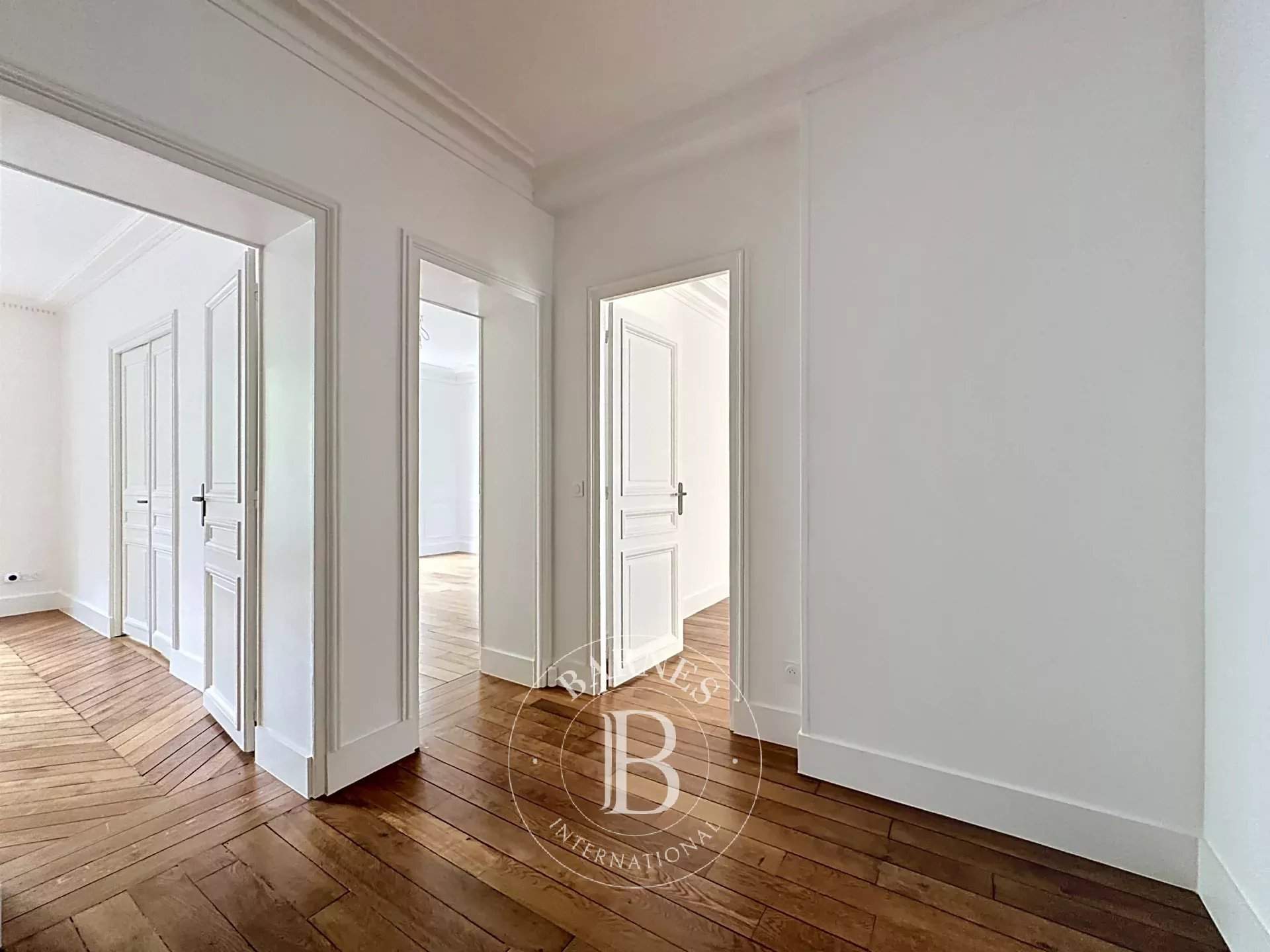 Paris  - Apartment 3 Bedrooms - picture 20
