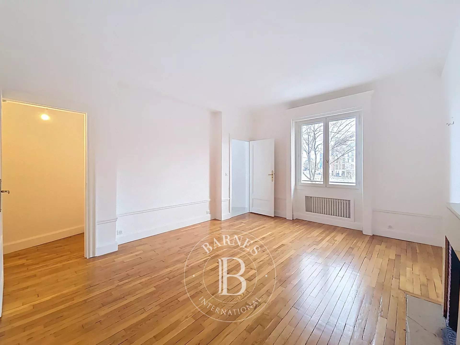 Paris  - Appartement 4 Pi&egrave;ces 2 Chambres - picture 8