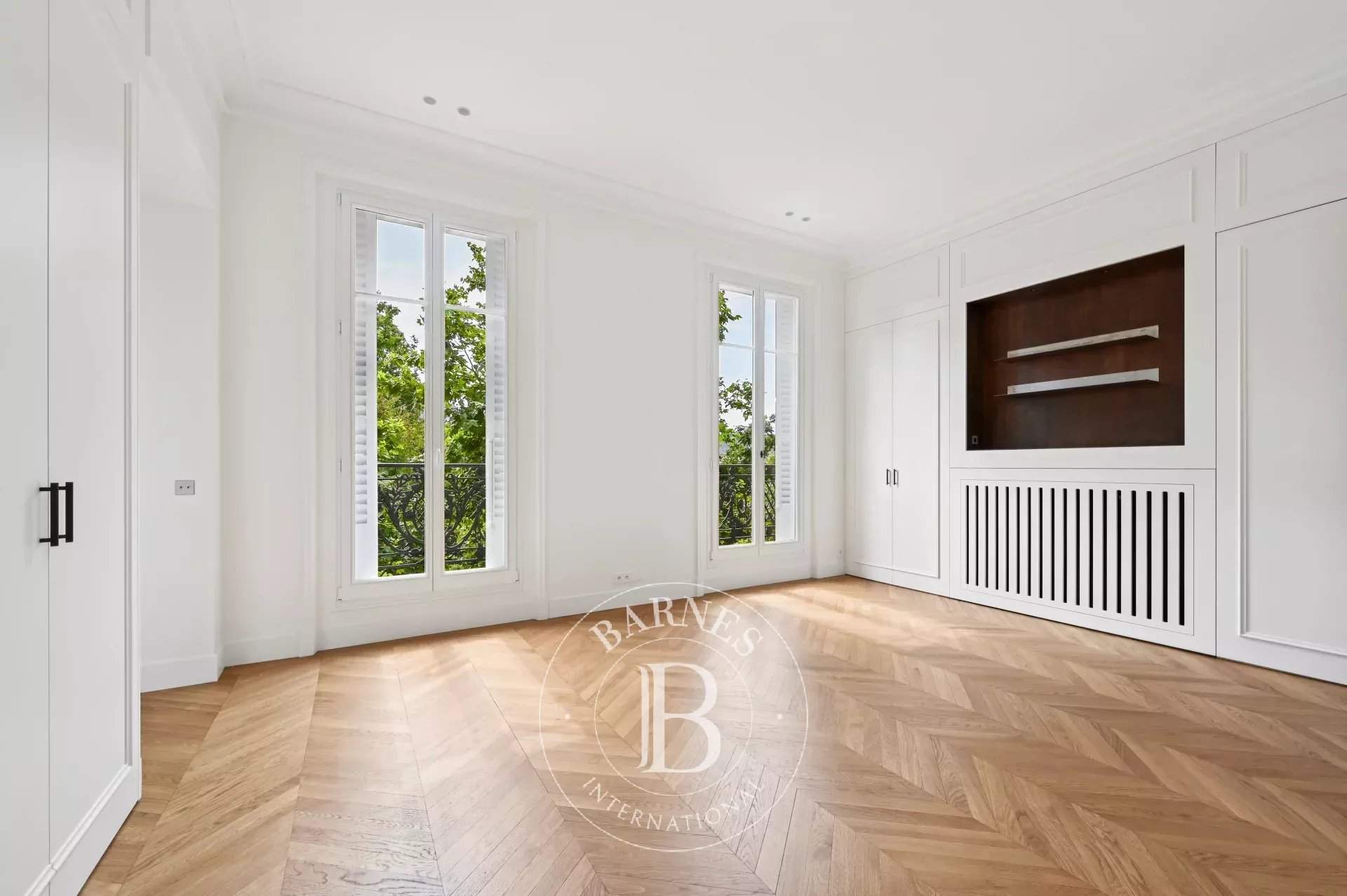 Paris  - Apartment 4 Bedrooms - picture 8