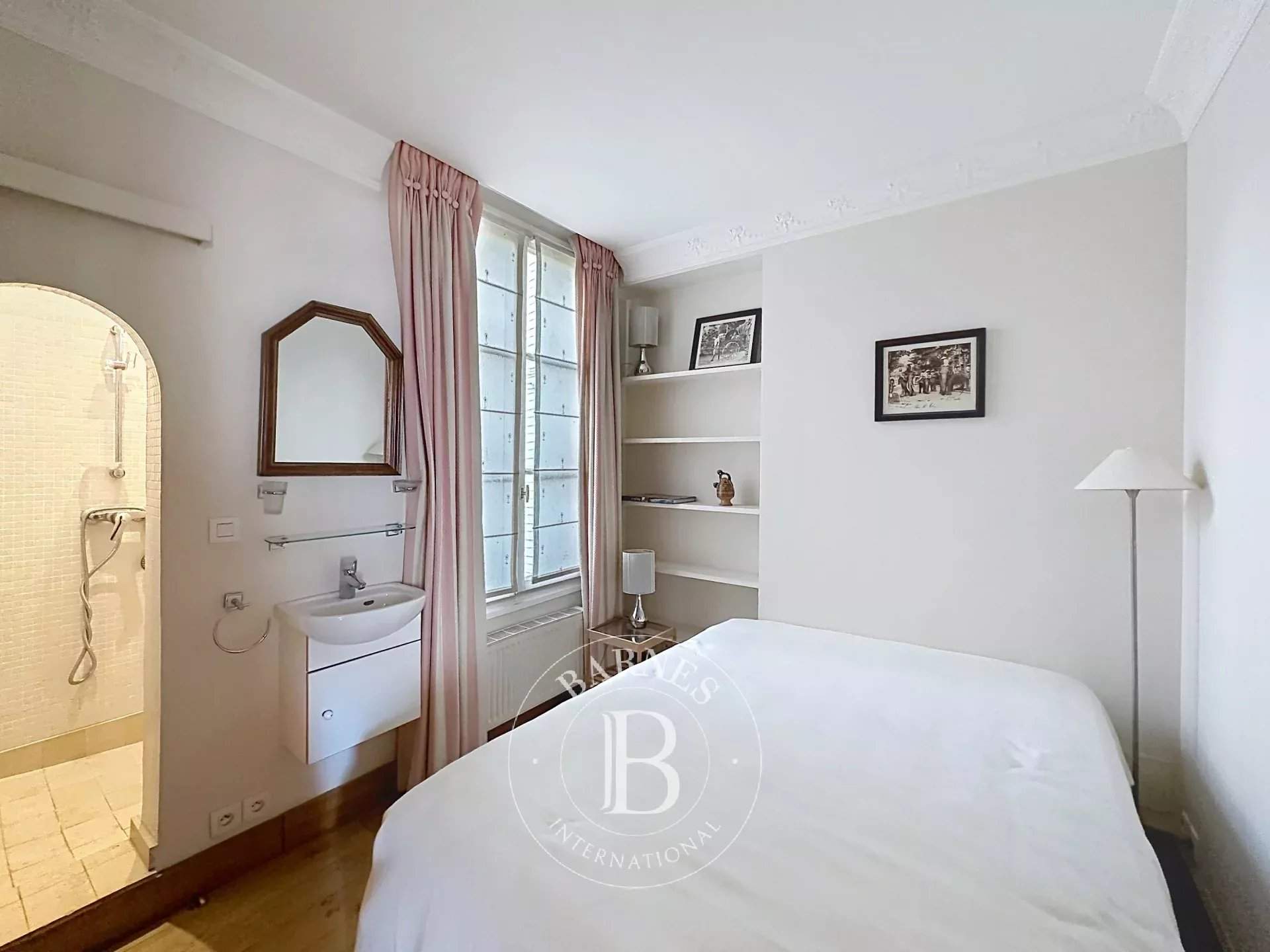 Paris  - Apartment 2 Bedrooms - picture 17