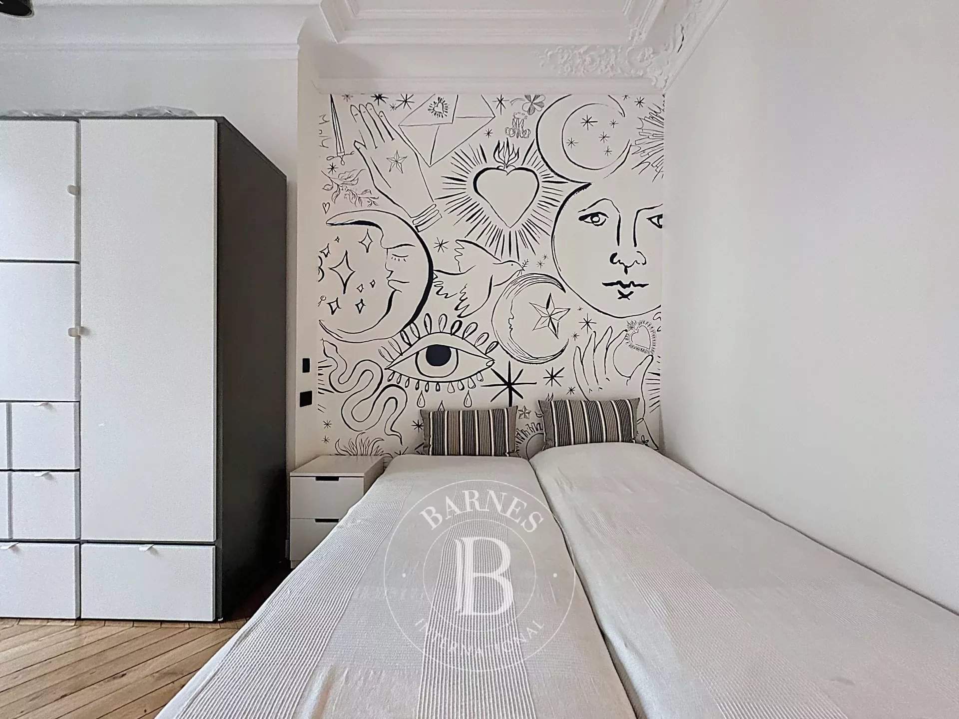 Paris  - Appartement 5 Pi&egrave;ces 3 Chambres - picture 15