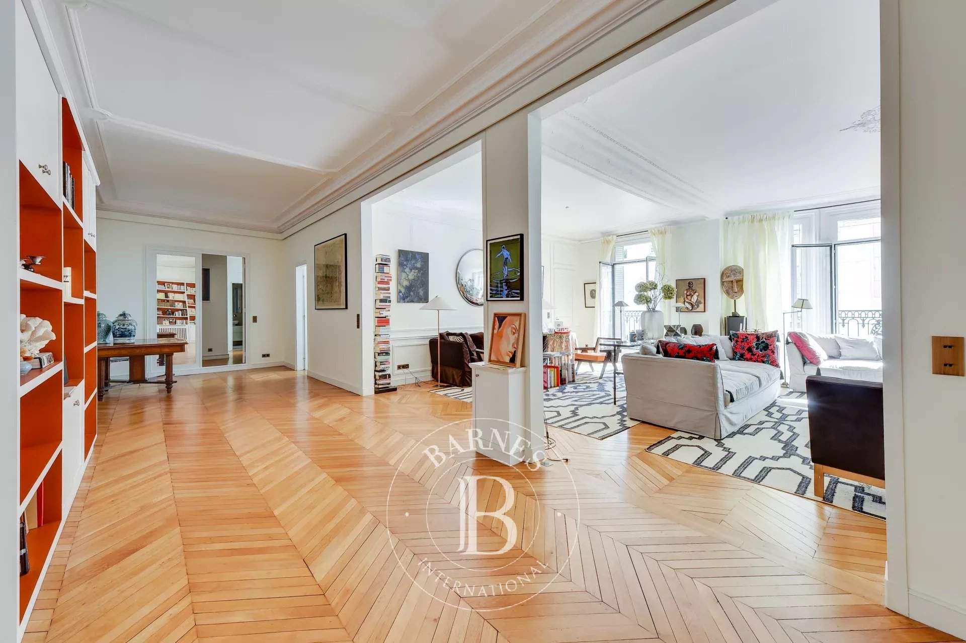Paris  - Apartment 5 Bedrooms - picture 2