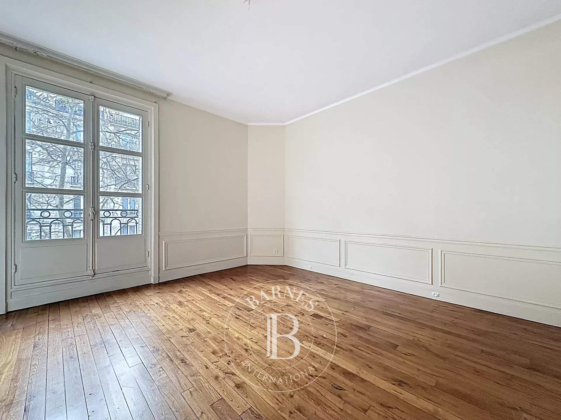 Paris  - Appartement 7 Pi&egrave;ces 4 Chambres - picture 8