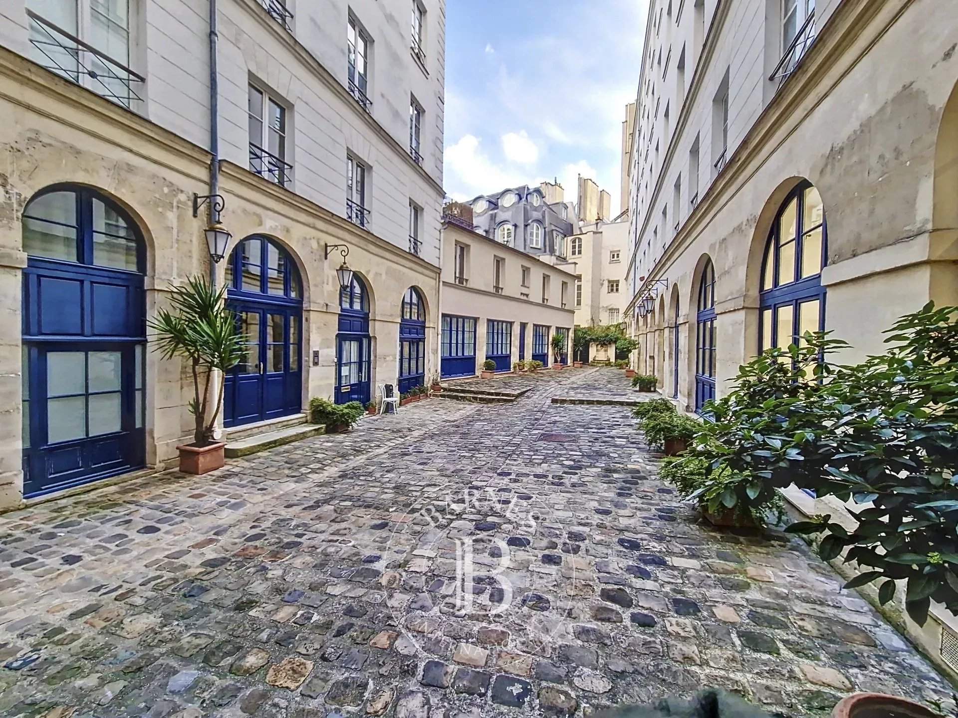 Paris  - Apartment  - picture 12