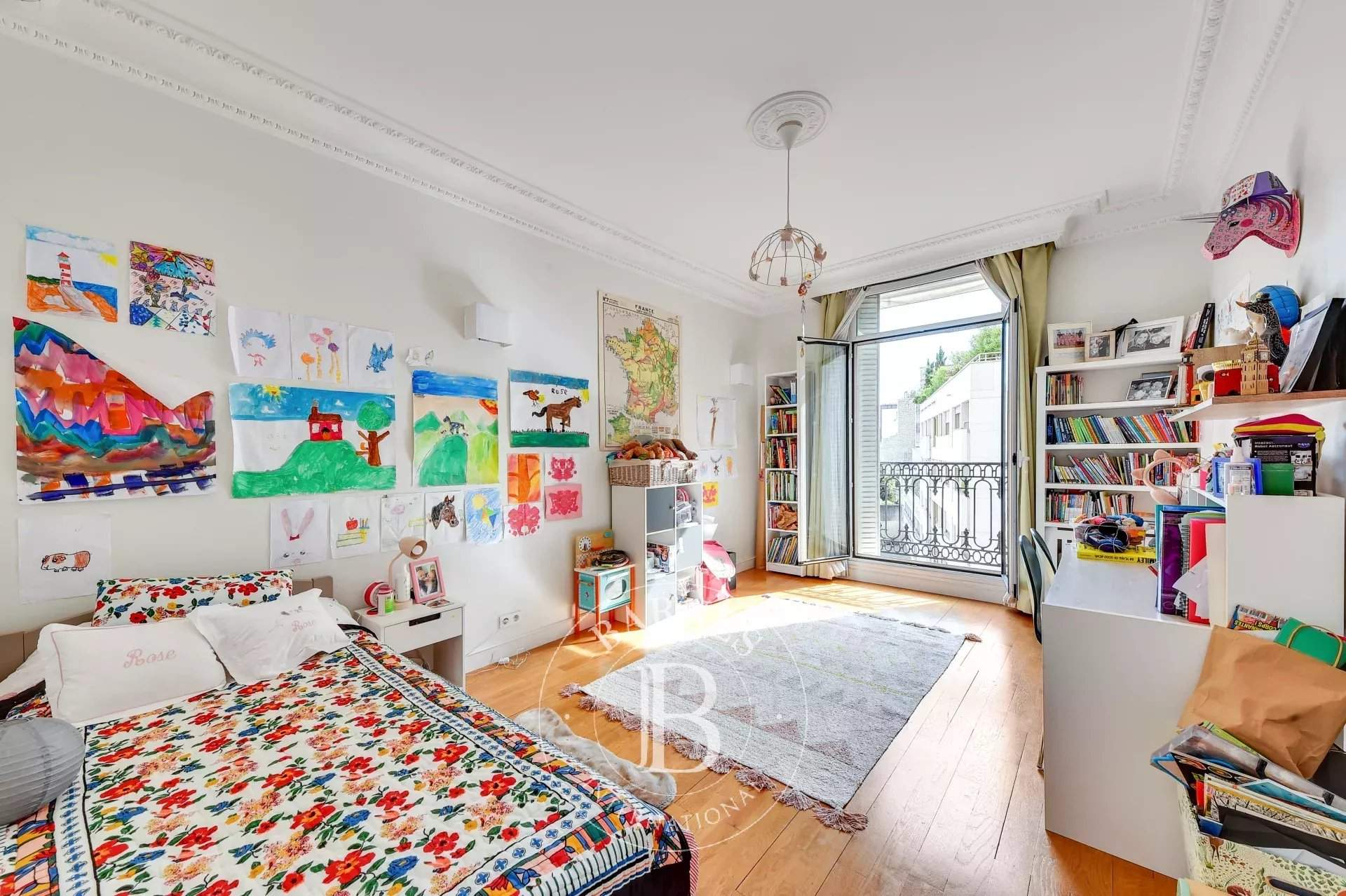 Paris  - Apartment 5 Bedrooms - picture 18