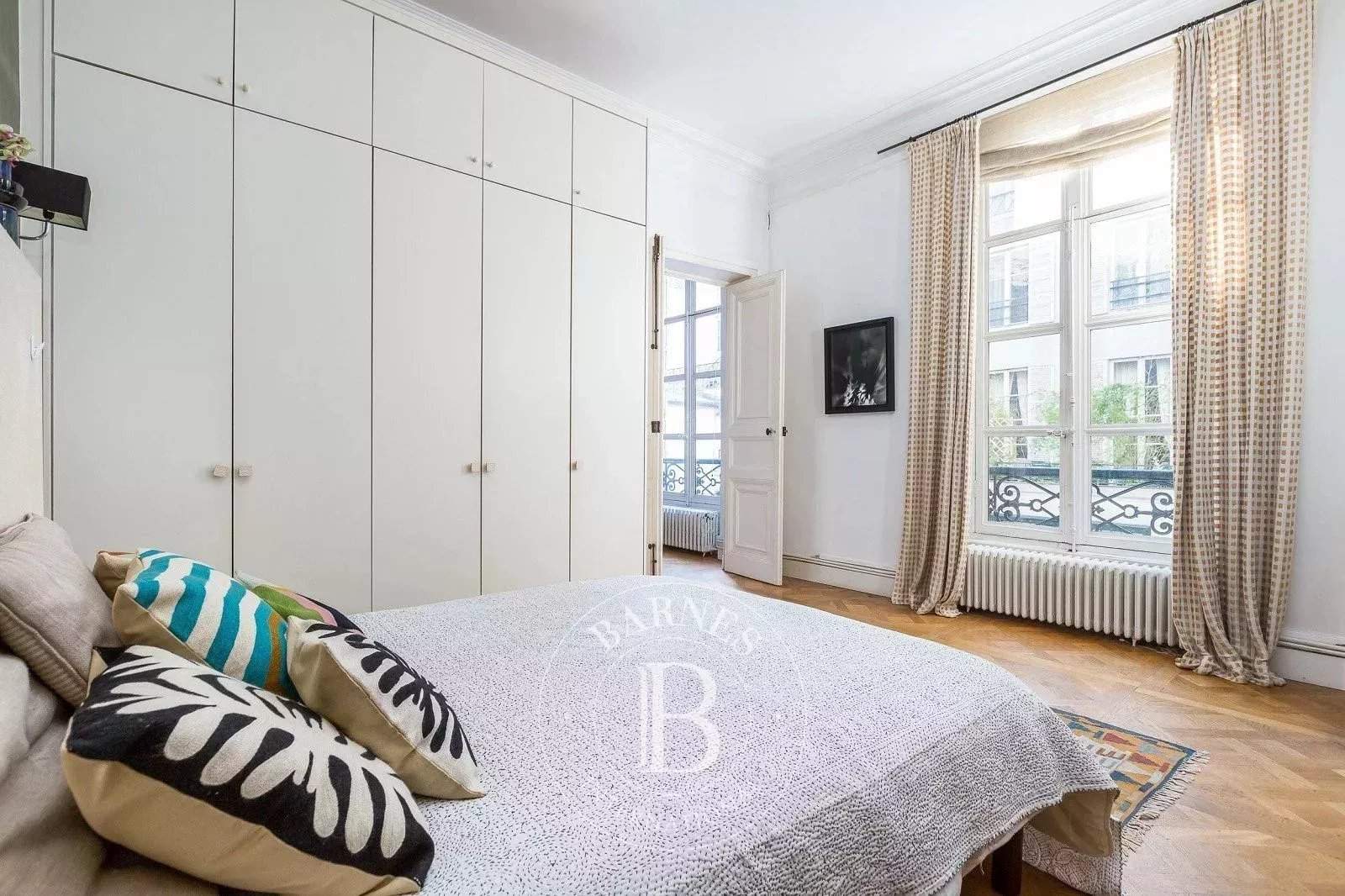 Paris  - Appartement 8 Pièces 4 Chambres - picture 19