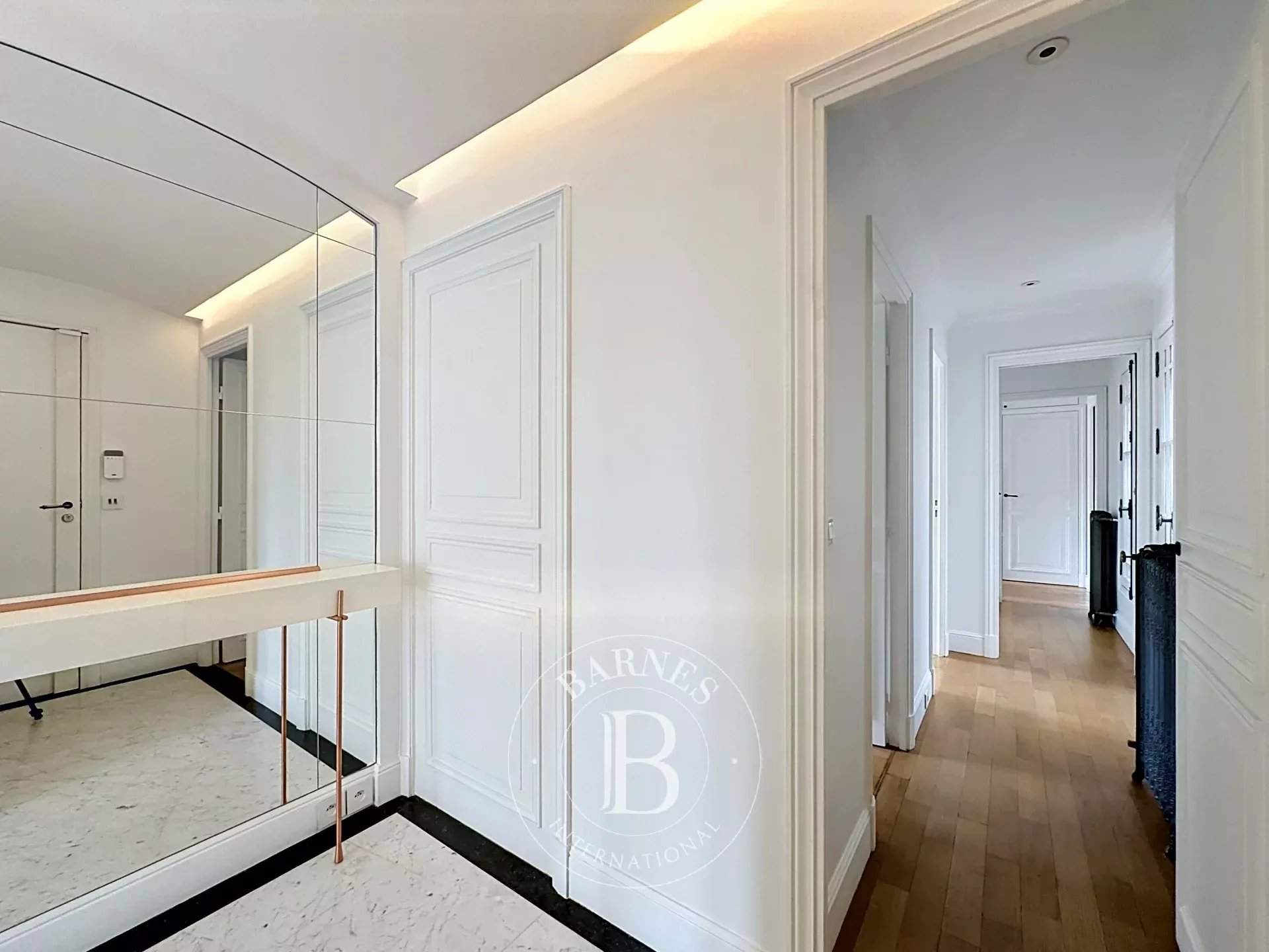 Paris  - Apartment 3 Bedrooms - picture 14