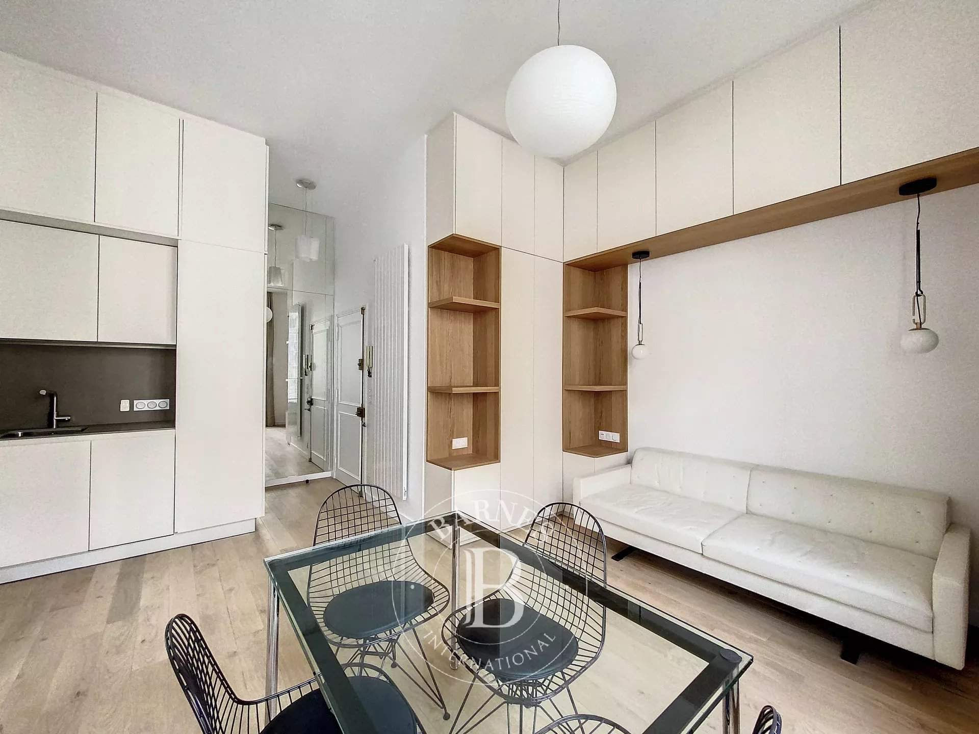 Paris  - Appartement 2 Pi&egrave;ces, 1 Chambre - picture 1