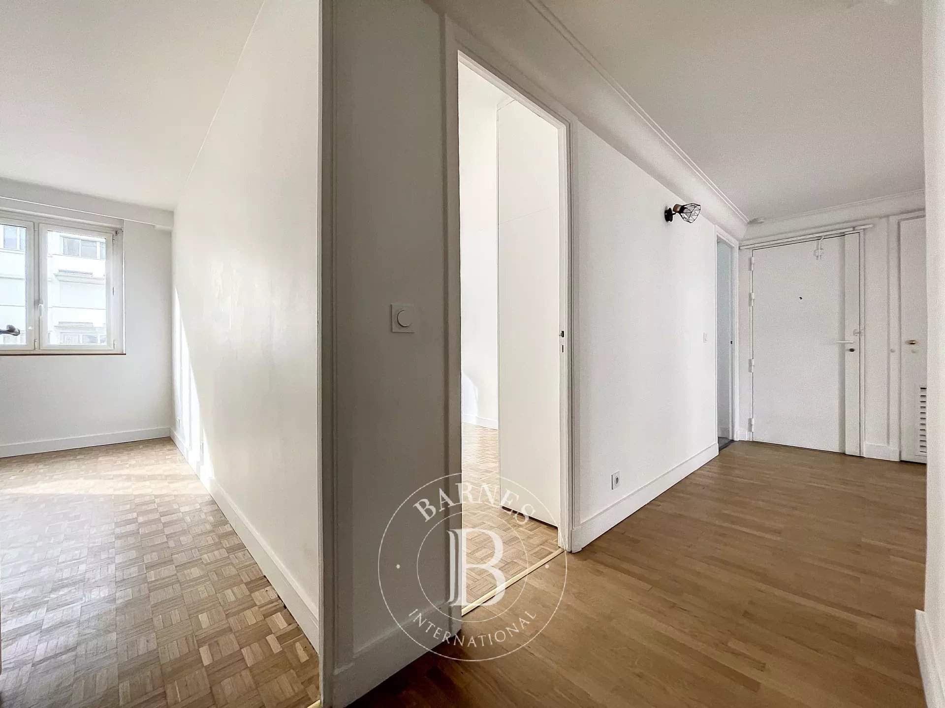 Paris  - Appartement 5 Pi&egrave;ces 3 Chambres - picture 12