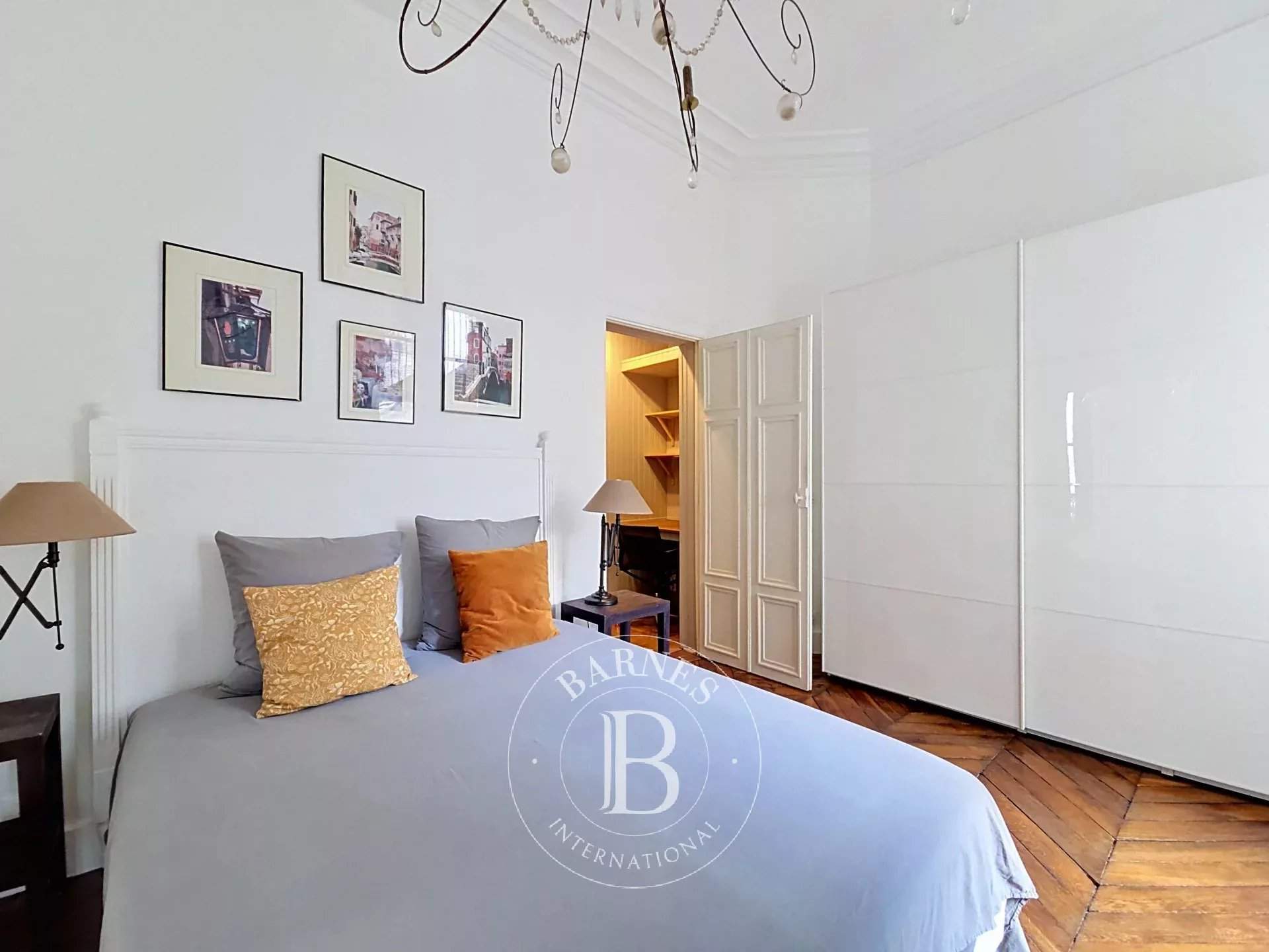Paris  - Apartment 1 Bedroom - picture 13