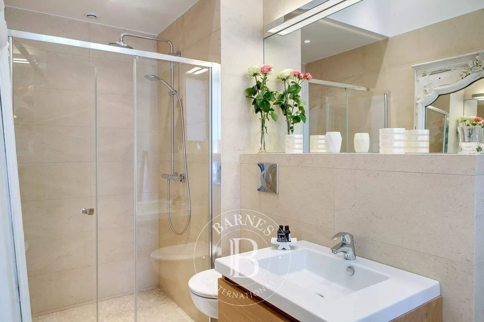 Paris  - Appartement 7 Pi&egrave;ces 4 Chambres - picture 12