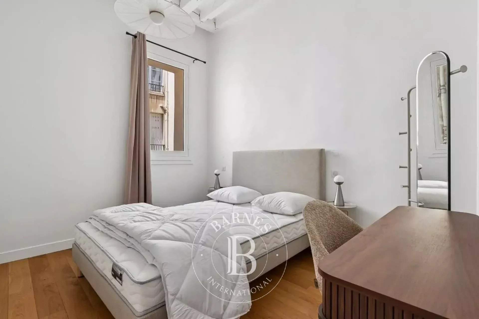 Paris  - Appartement 3 Pi&egrave;ces 2 Chambres - picture 12