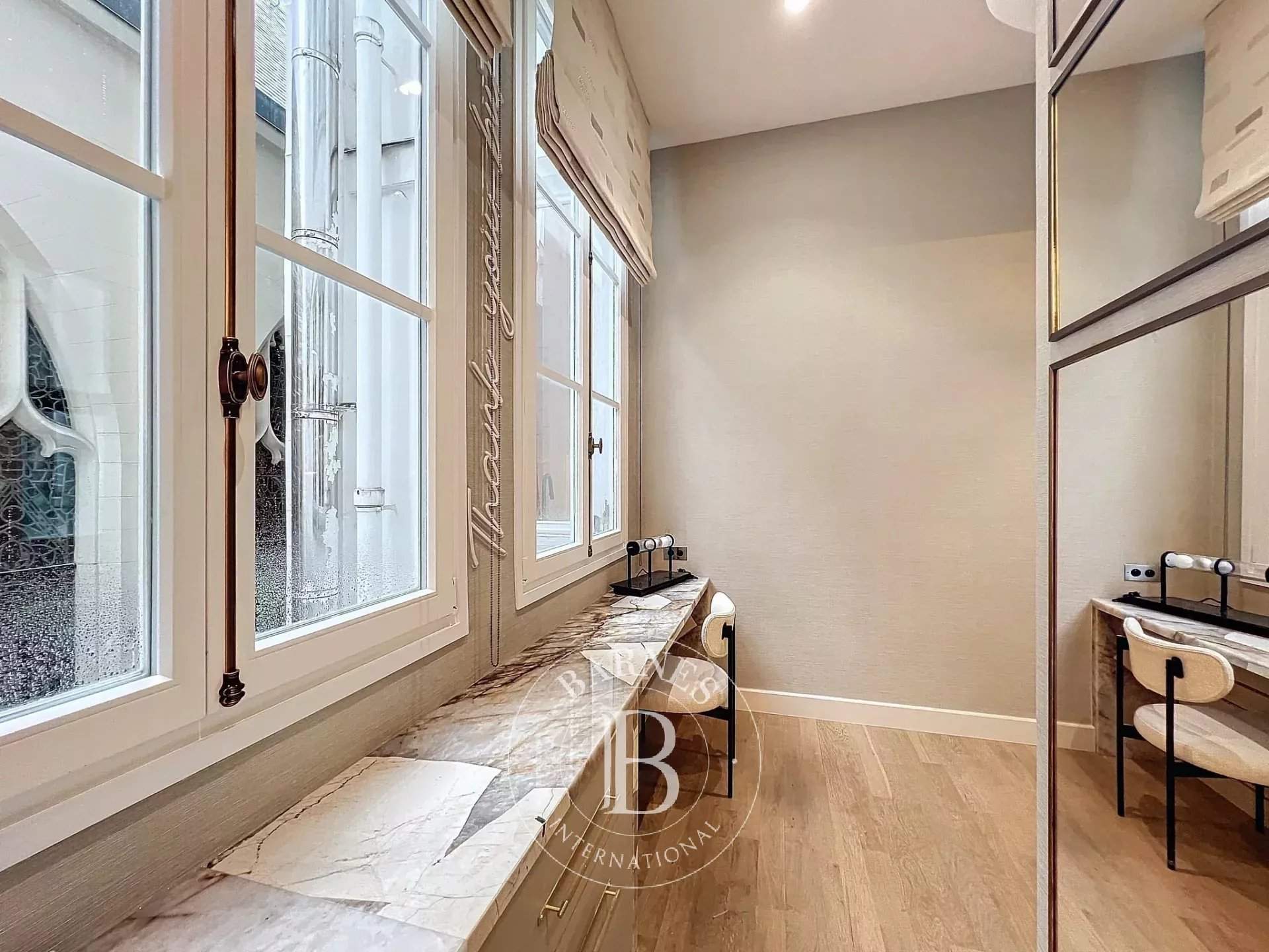 Paris  - Apartment 2 Bedrooms - picture 19