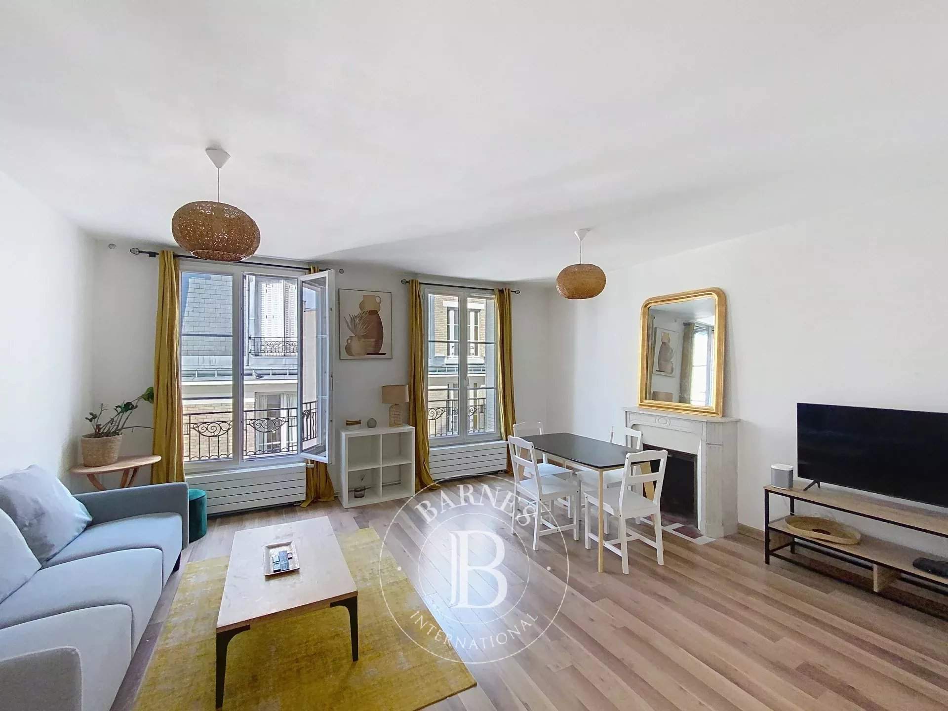 Paris  - Appartement 3 Pièces 2 Chambres - picture 1