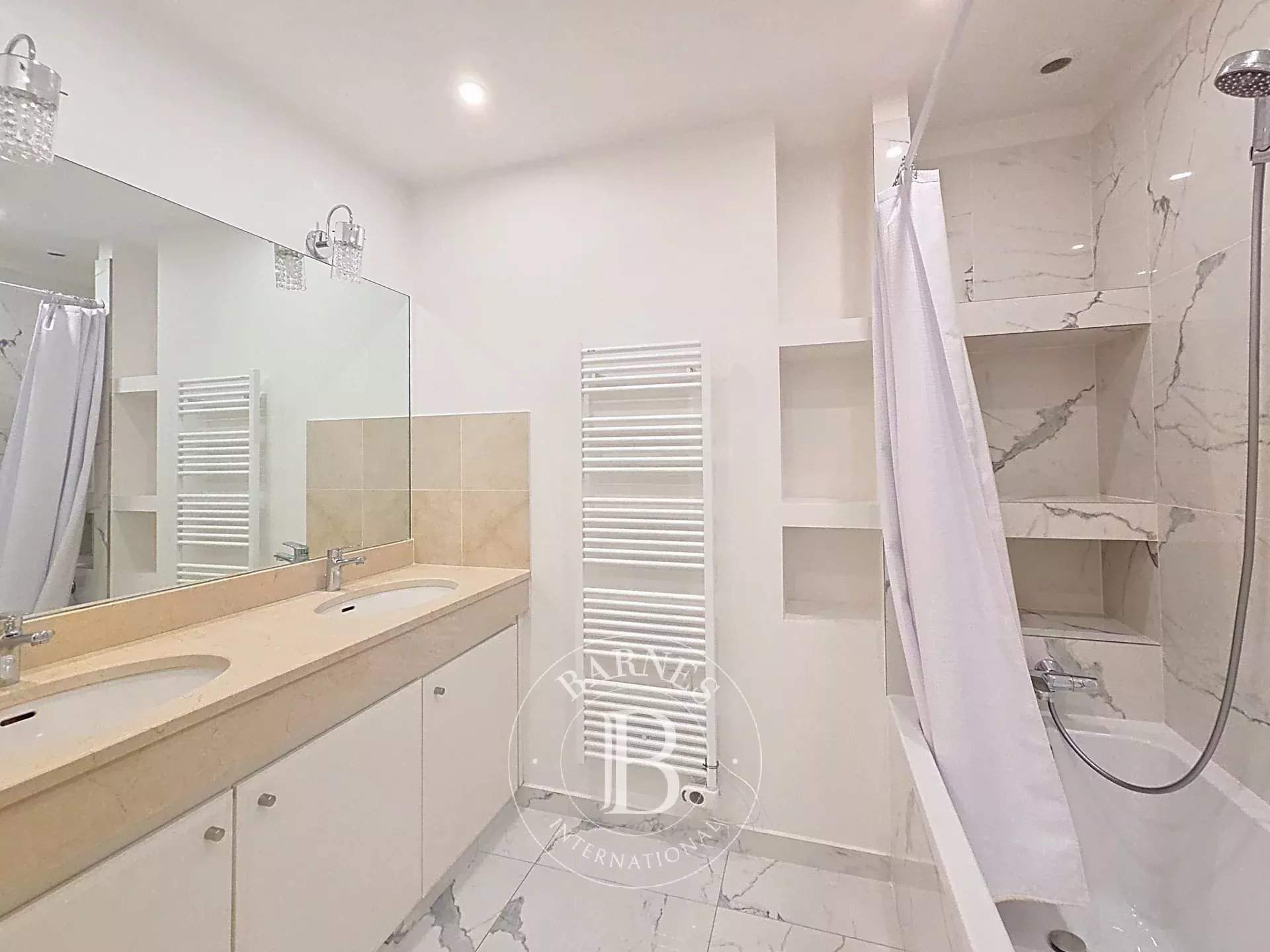 Paris  - Appartement 4 Pi&egrave;ces 2 Chambres - picture 11