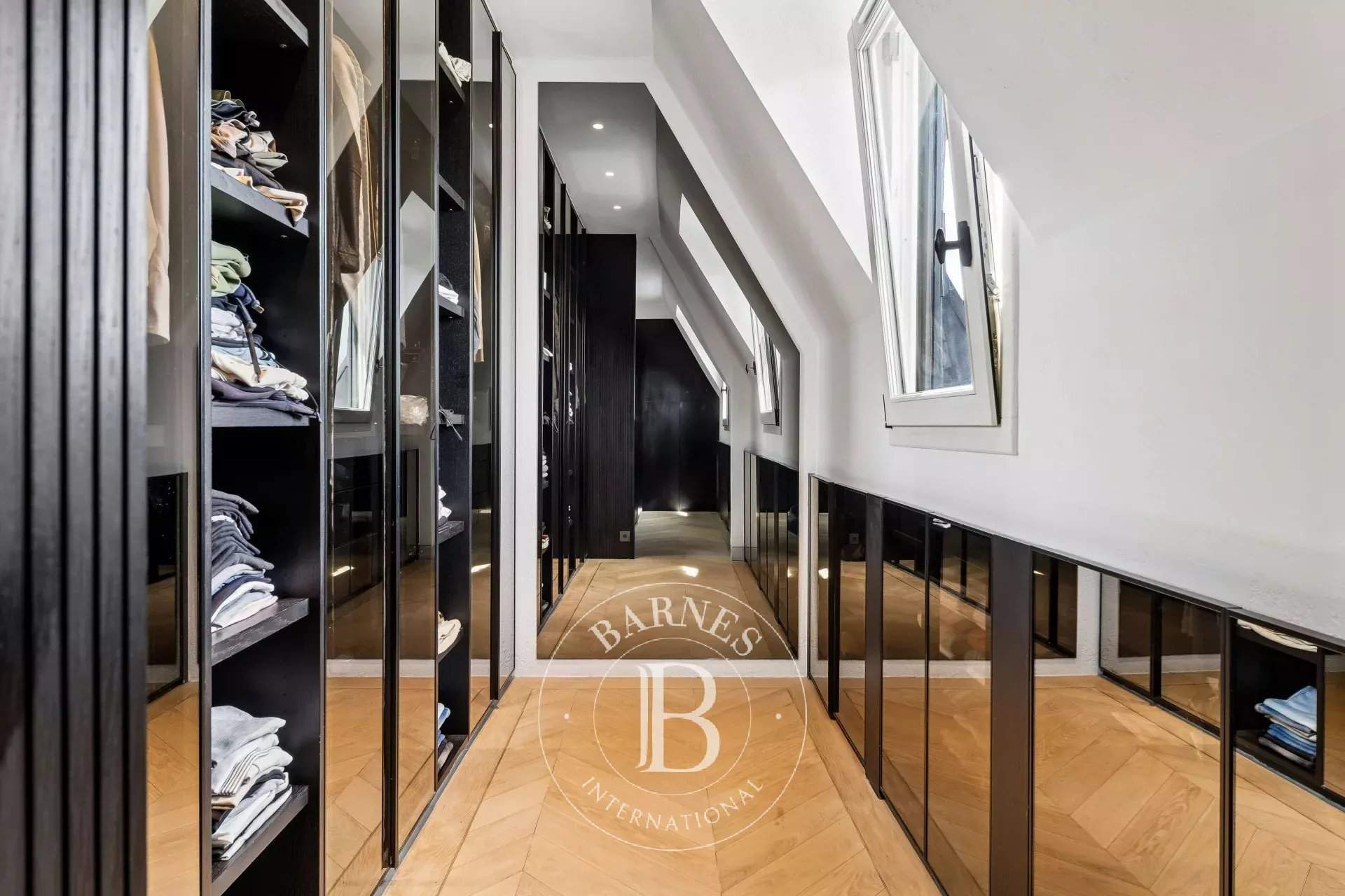 Paris  - Apartment 3 Bedrooms - picture 12