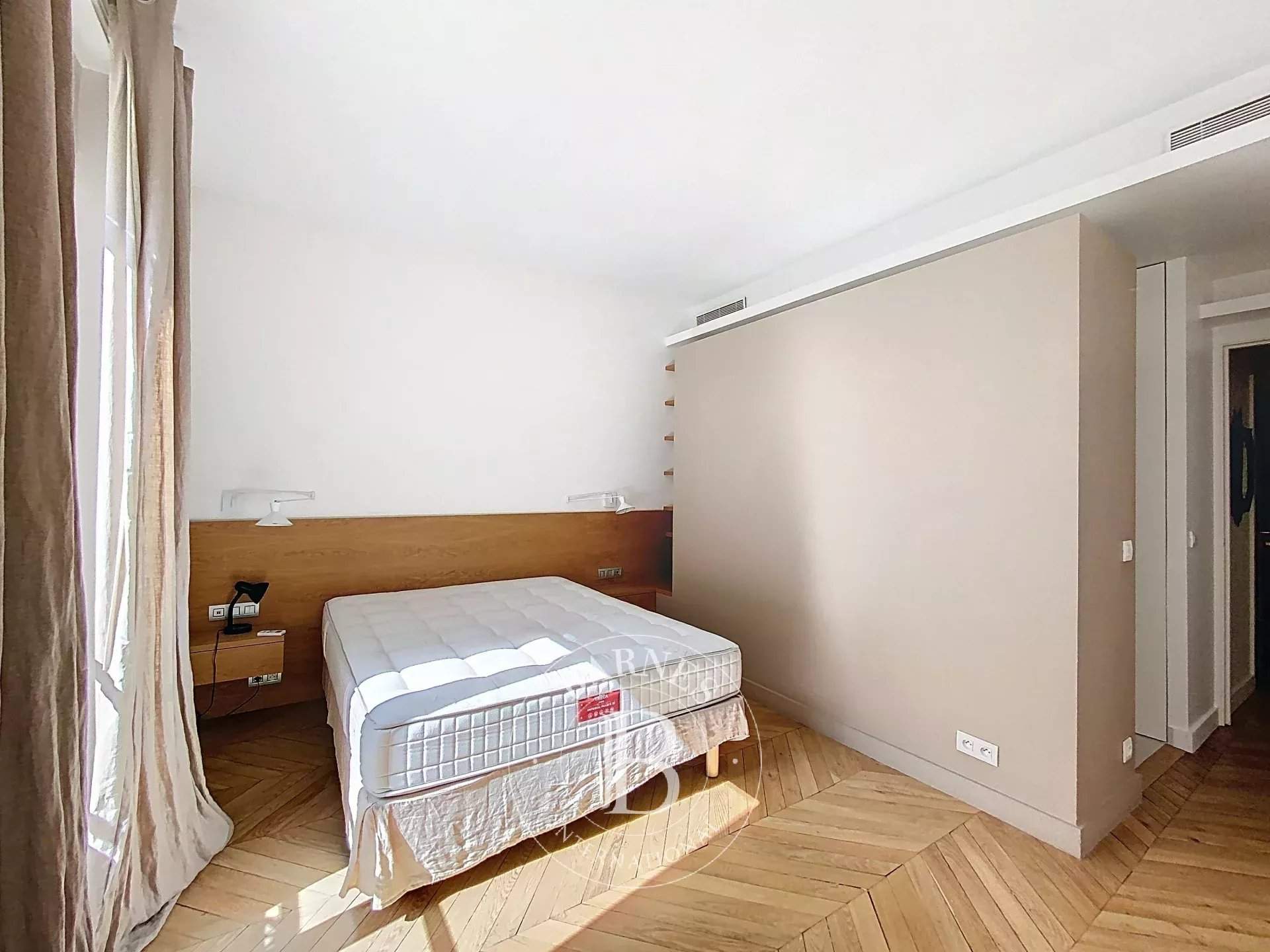 Paris  - Apartment 4 Bedrooms - picture 11