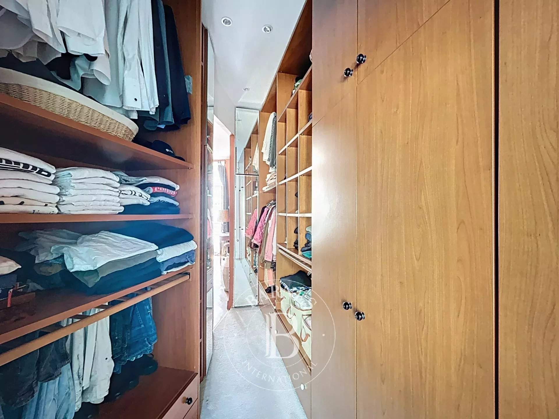 Paris  - Apartment 3 Bedrooms - picture 13
