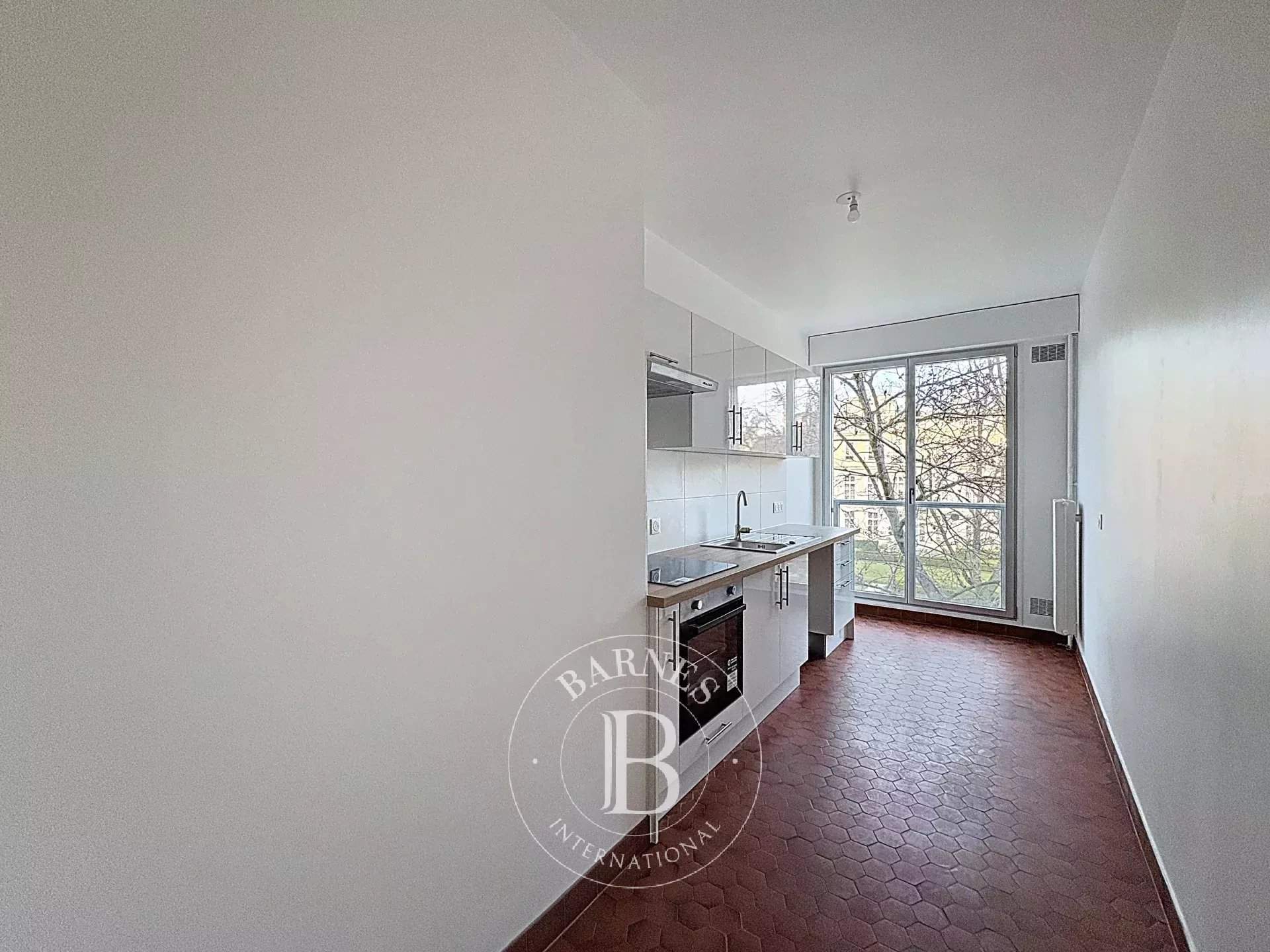 Paris  - Appartement 2 Pi&egrave;ces, 1 Chambre - picture 11