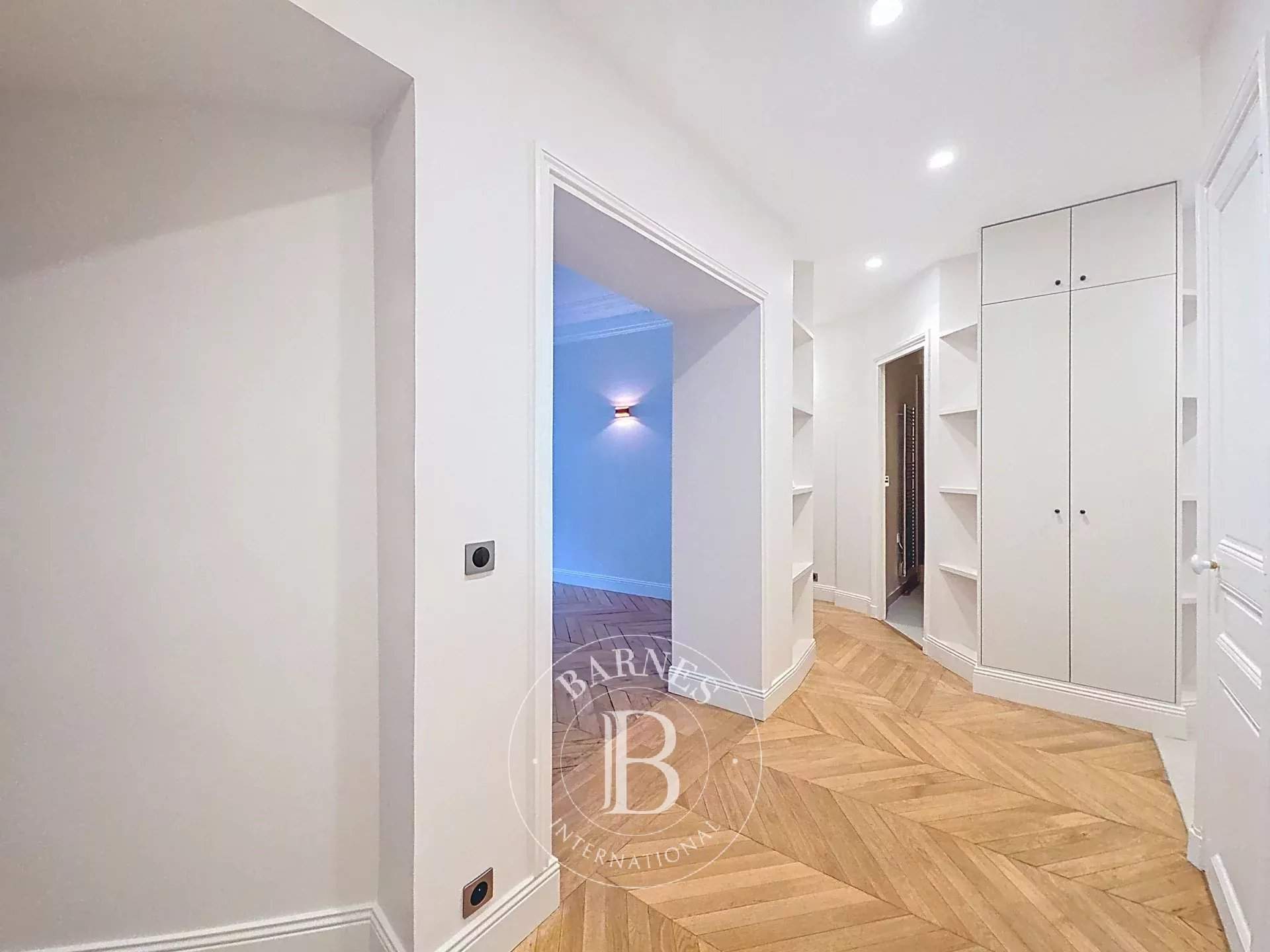 Paris  - Apartment 2 Bedrooms - picture 7