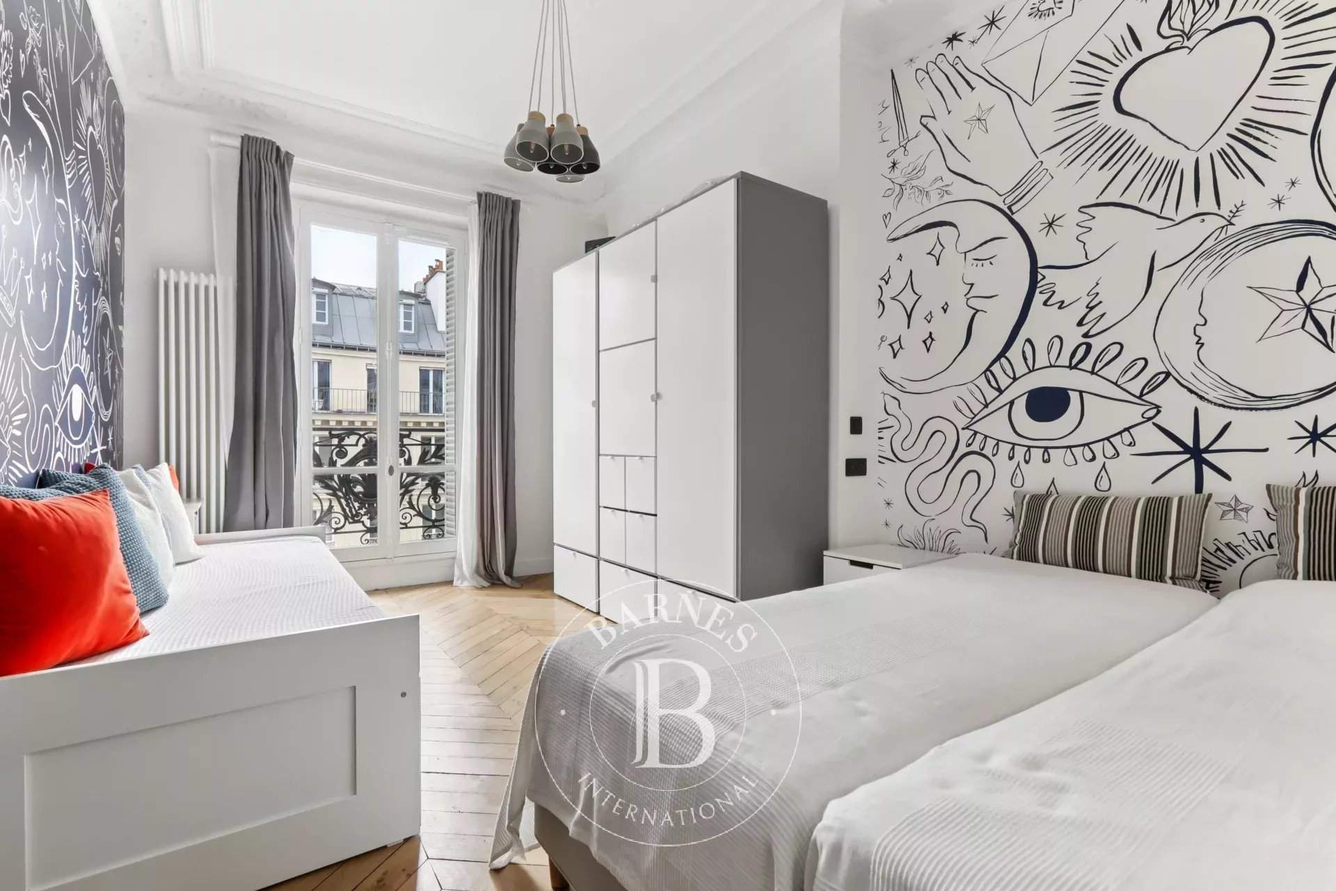 Paris  - Appartement 5 Pi&egrave;ces 3 Chambres - picture 10