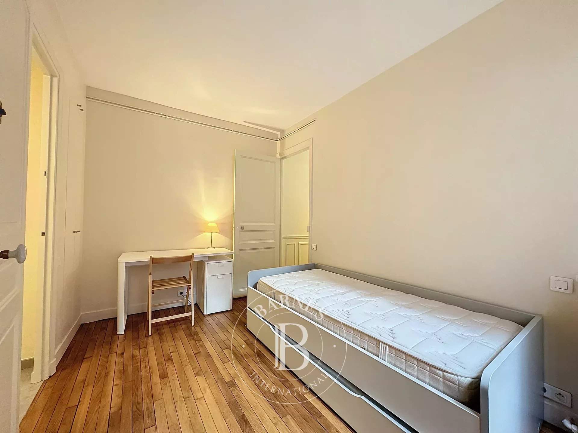 Paris  - Appartement 4 Pièces 2 Chambres - picture 12