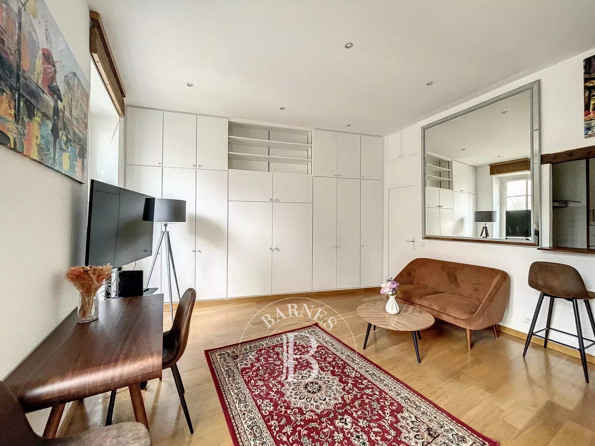Paris  - Apartment  - picture 2