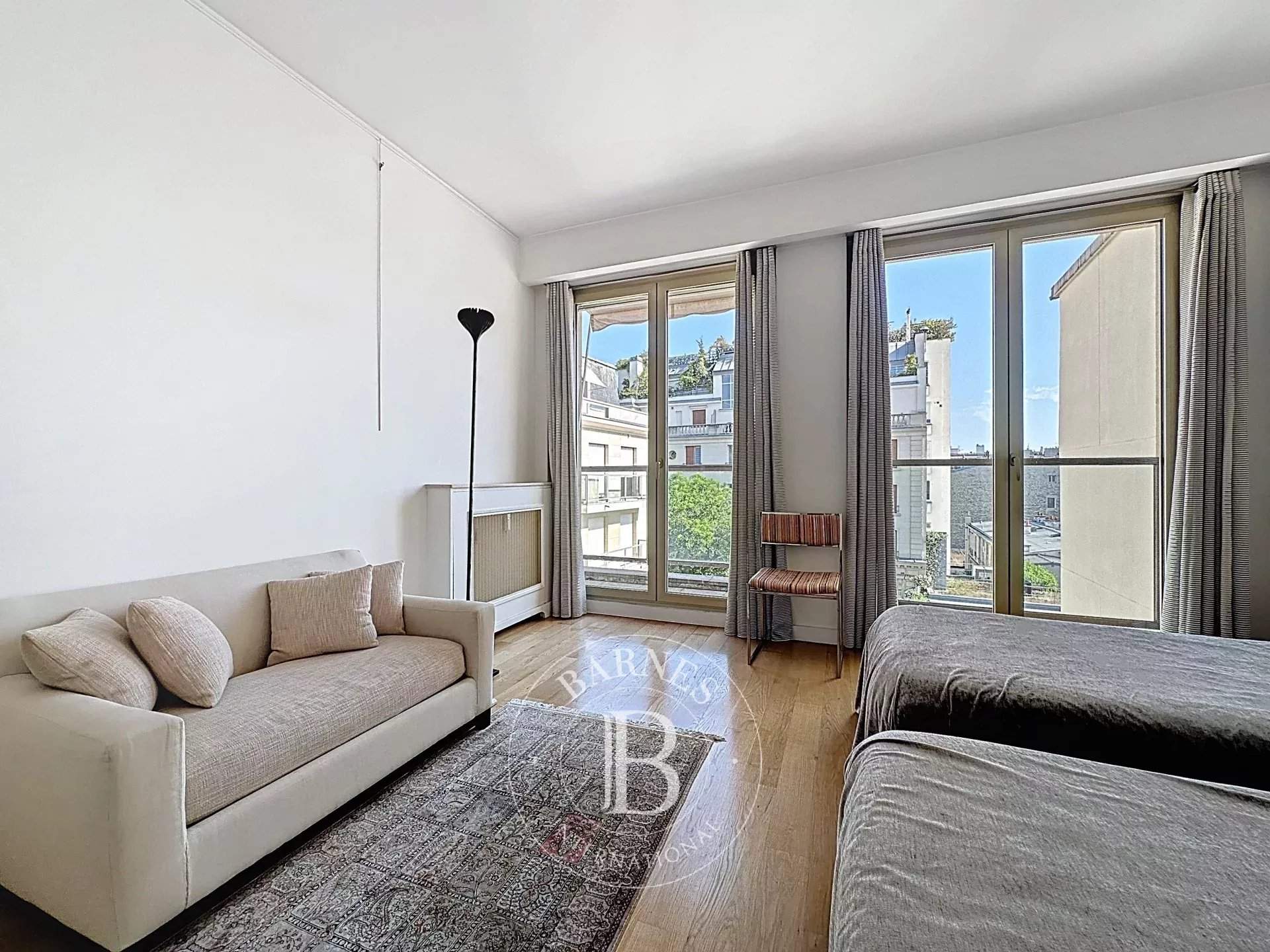 Paris  - Apartment 3 Bedrooms - picture 11