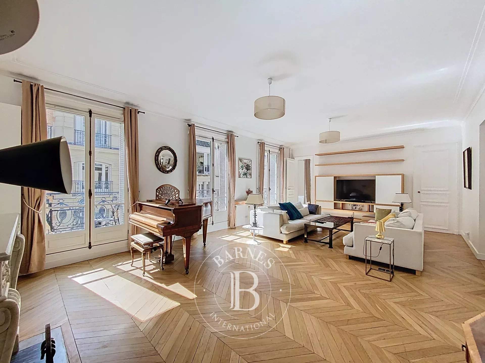 Paris  - Apartment 4 Bedrooms - picture 3