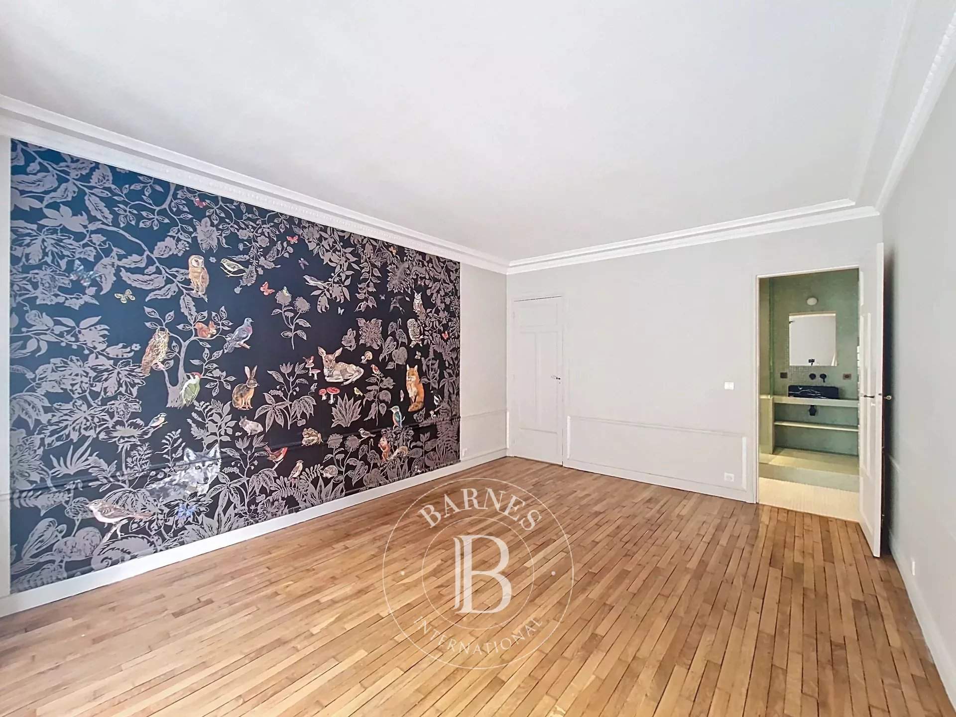 Paris  - Apartment 3 Bedrooms - picture 11