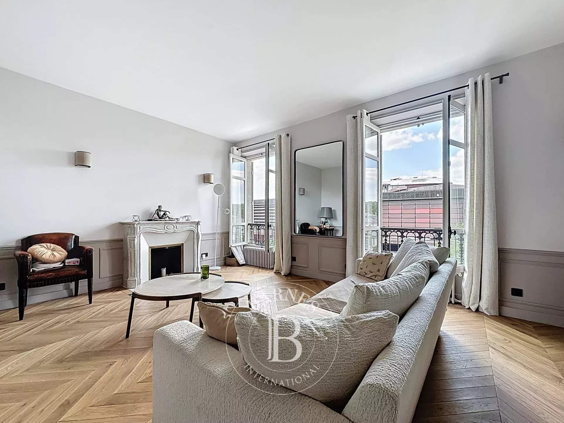 Paris  - Apartment 2 Bedrooms - picture 1