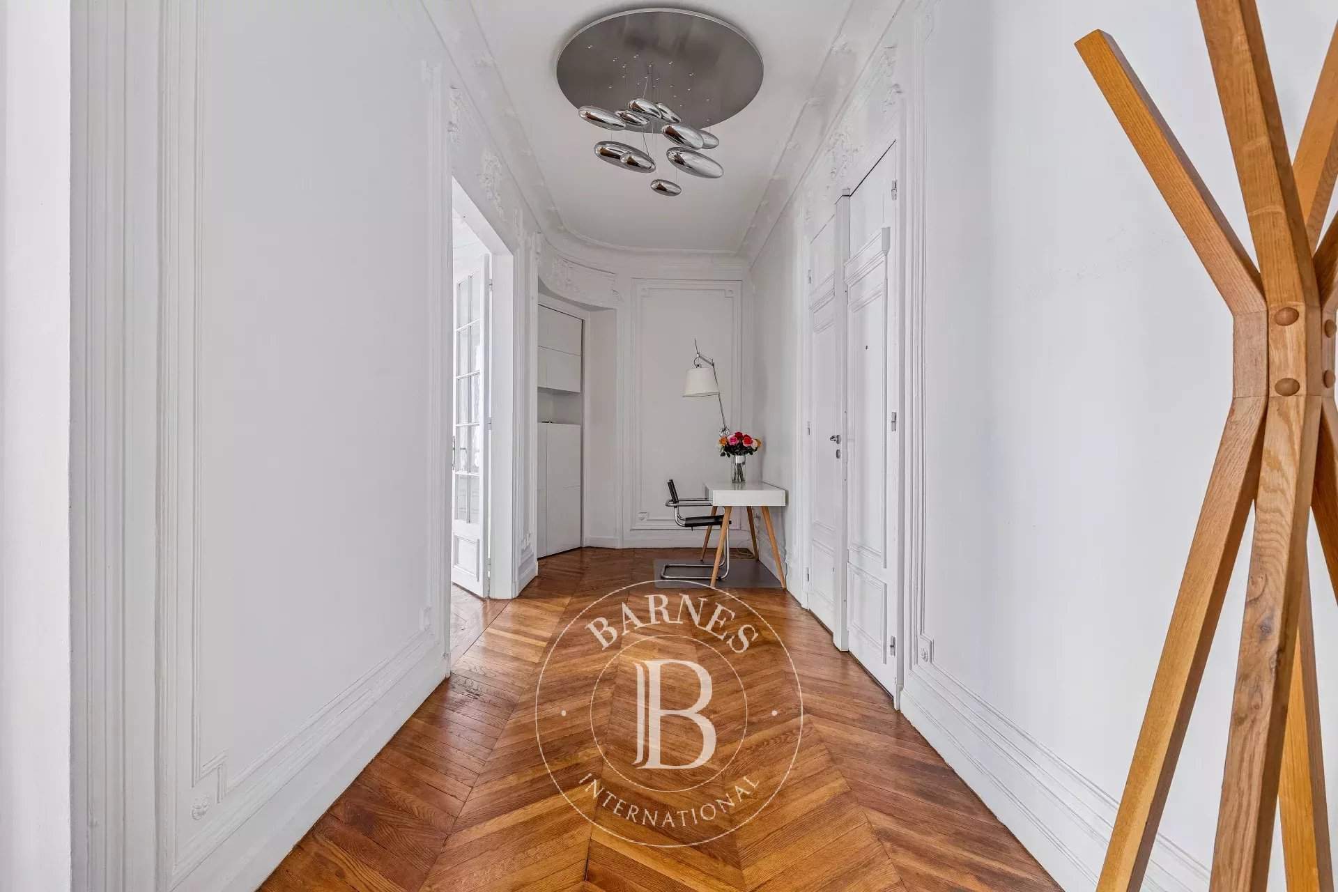 Paris  - Appartement 5 Pi&egrave;ces 3 Chambres - picture 10