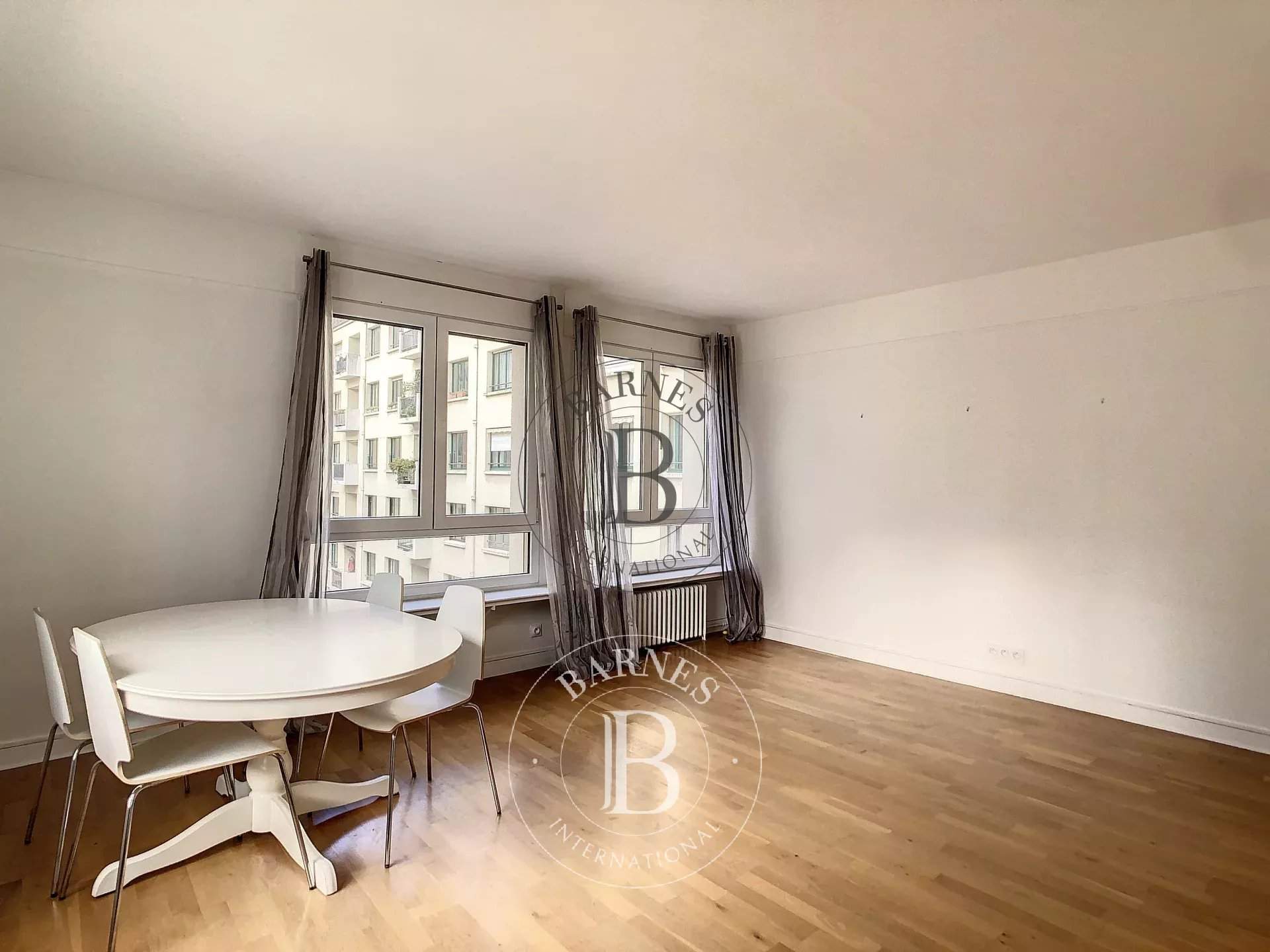 Paris  - Apartment 2 Bedrooms - picture 11
