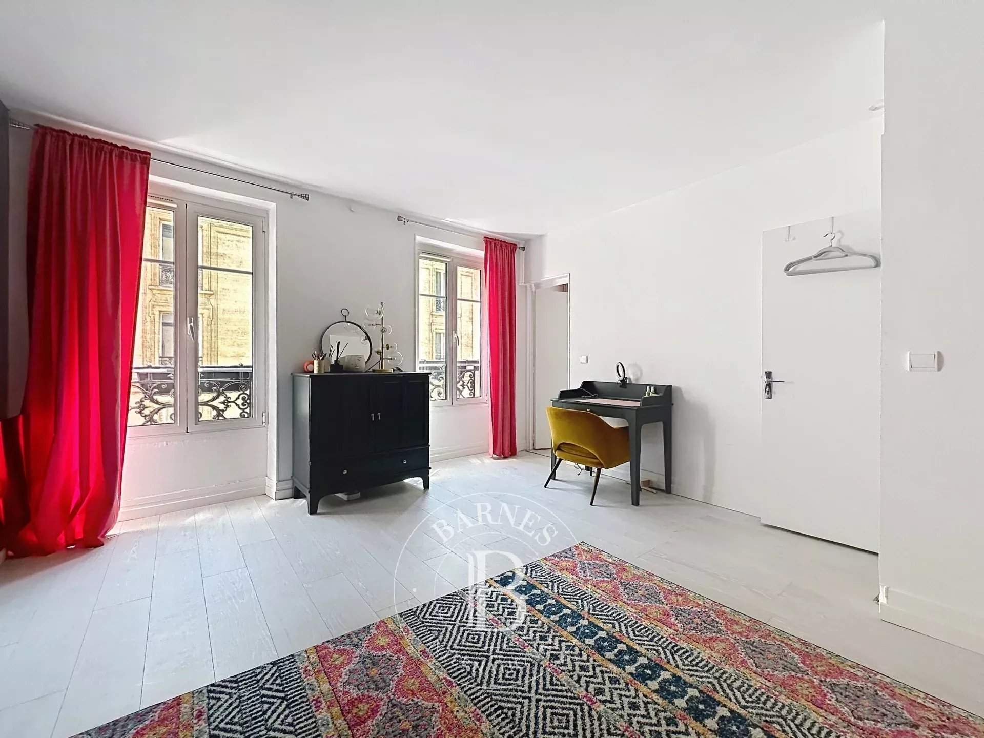 Paris  - Piso 2 Cuartos, 1 Habitacion - picture 2