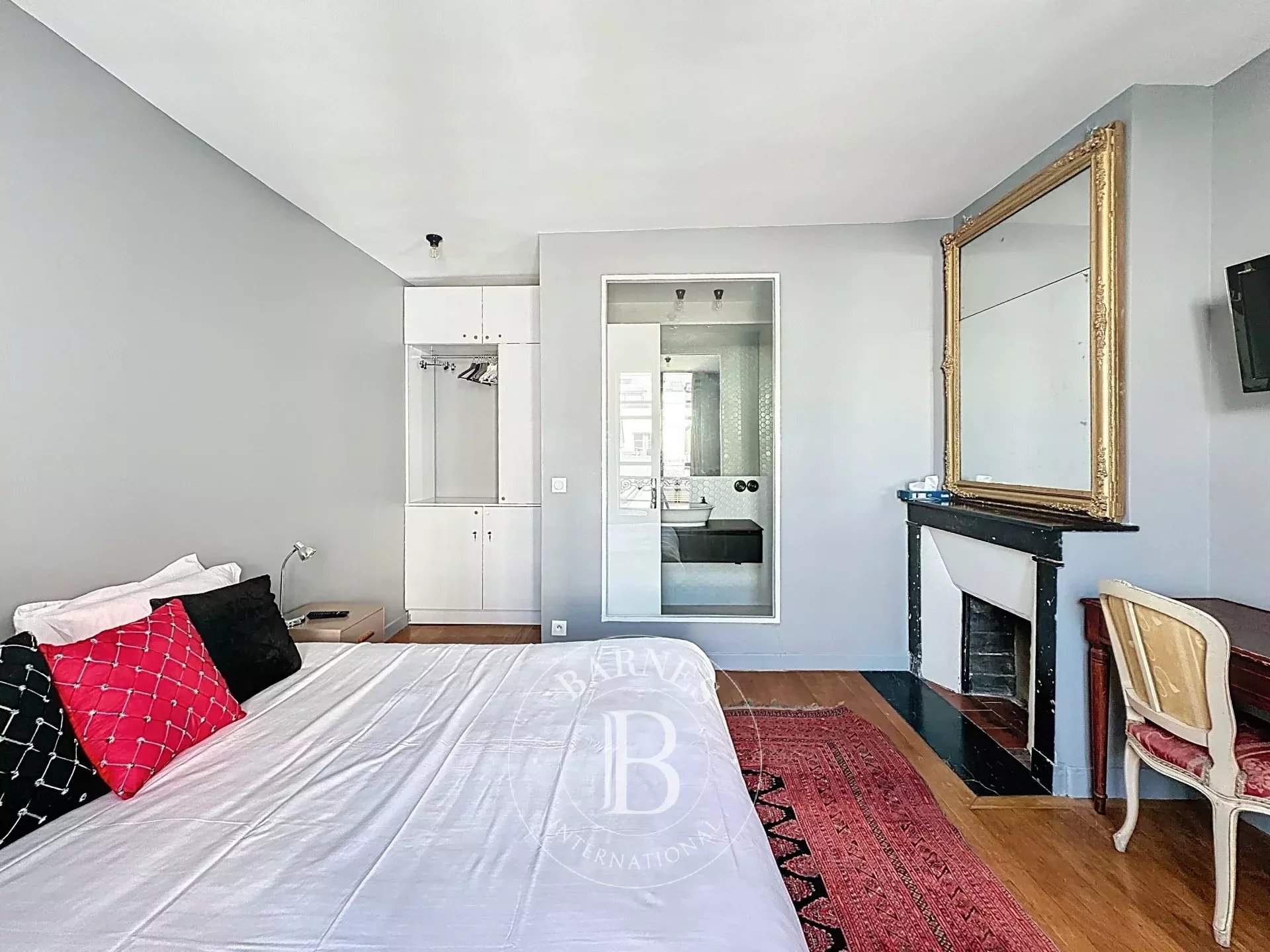 Paris  - Apartment  - picture 12
