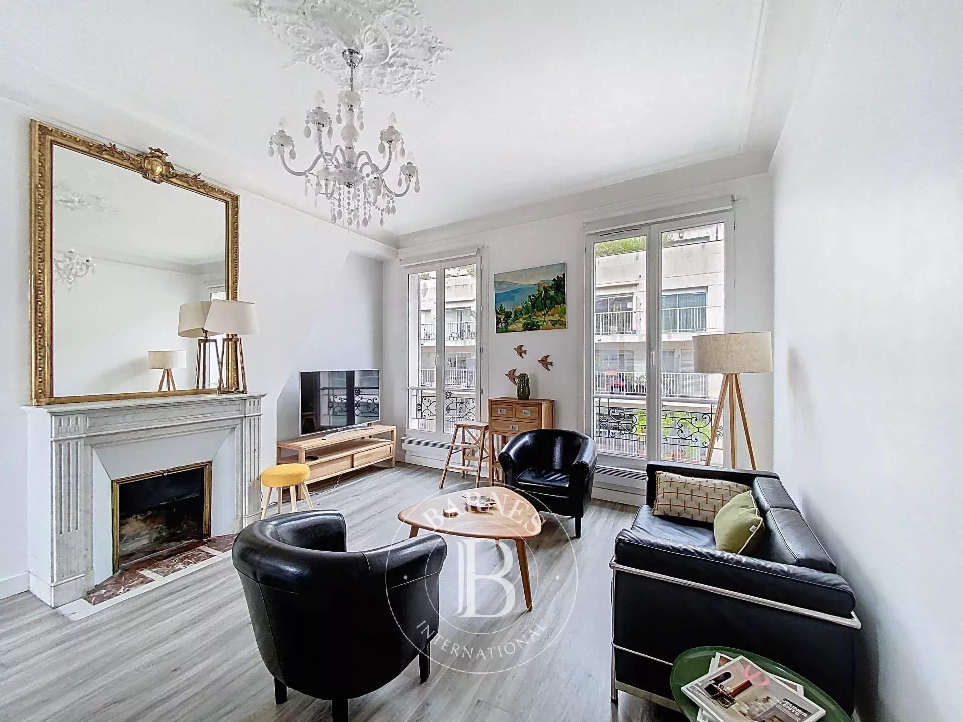 Paris  - Apartment 3 Bedrooms - picture 1