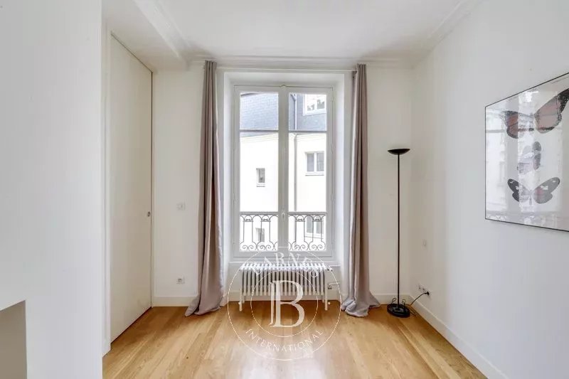 Paris  - Appartement 4 Pièces 2 Chambres - picture 12