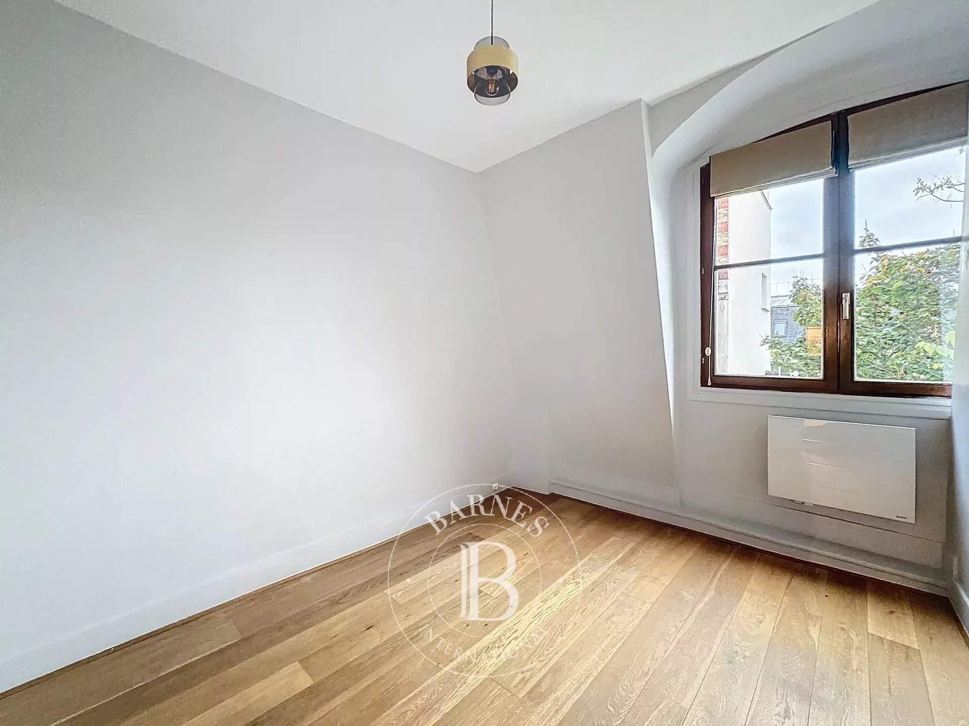 Paris  - Appartement 3 Pi&egrave;ces 2 Chambres - picture 6