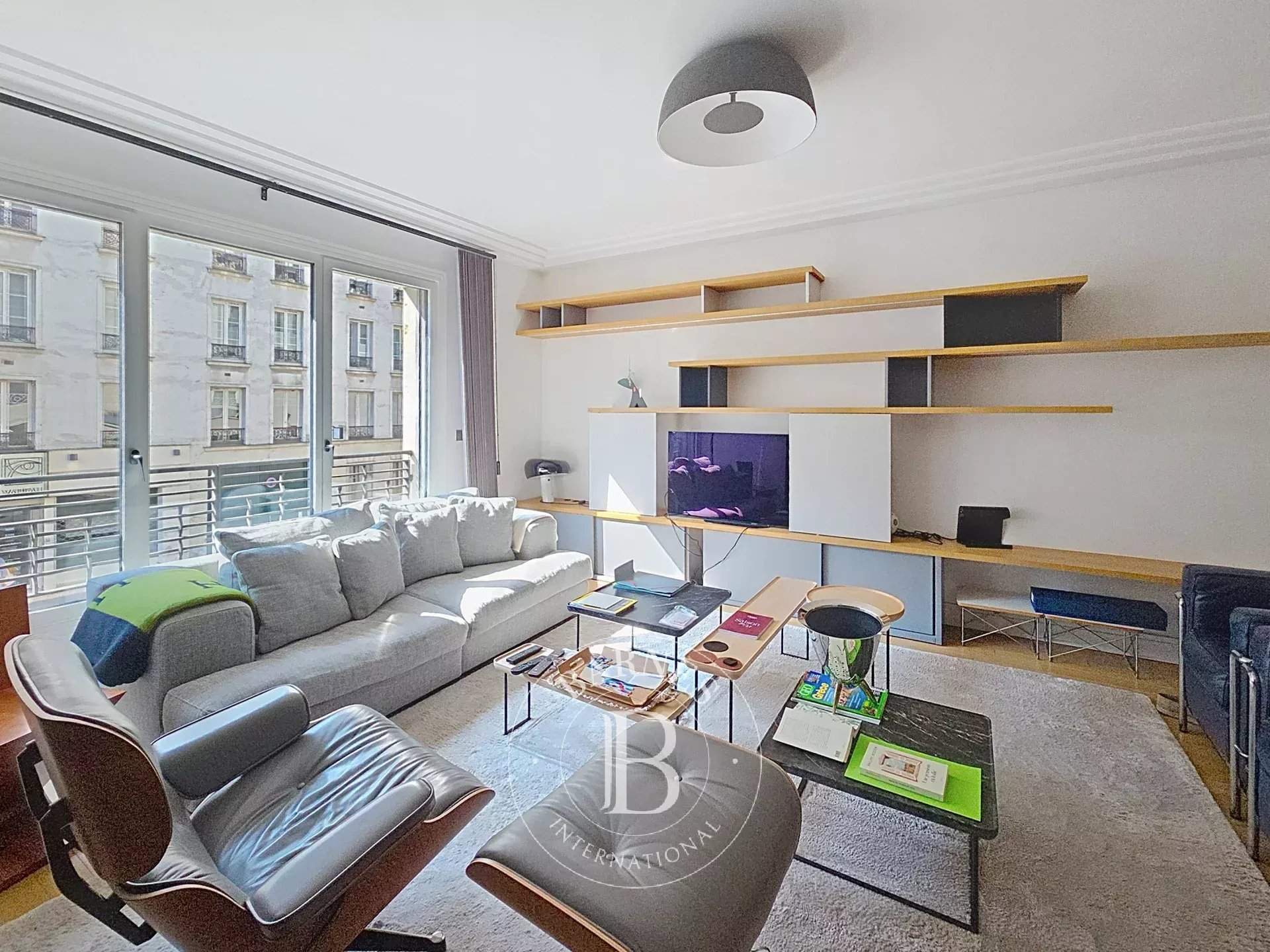 Paris  - Apartment 2 Bedrooms - picture 1