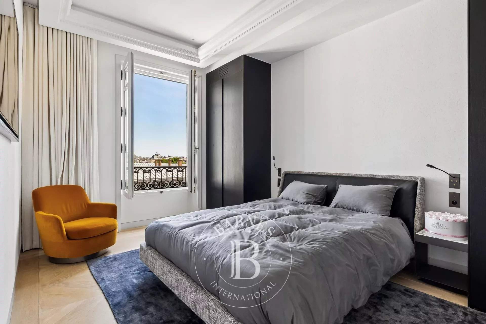 Paris  - Apartment 3 Bedrooms - picture 10