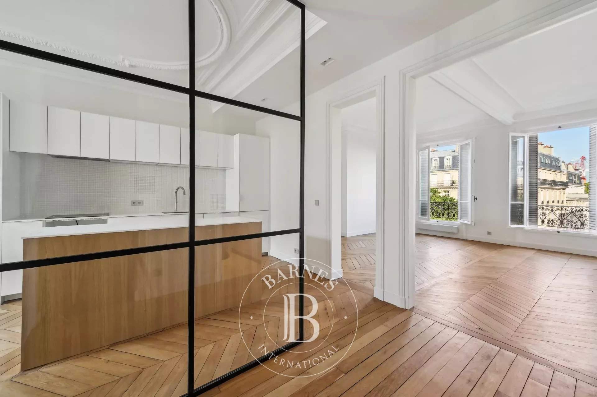 Paris  - Apartment 3 Bedrooms - picture 2