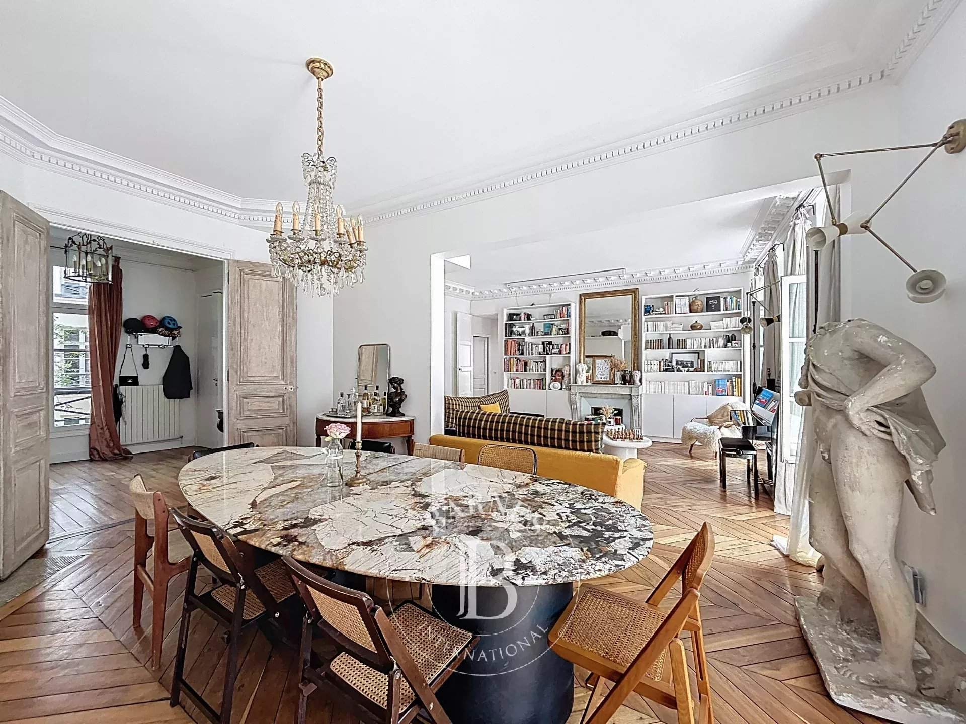Paris  - Apartment 3 Bedrooms - picture 2