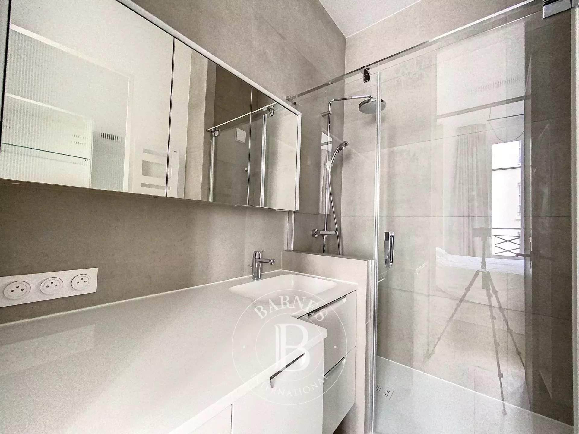 Paris  - Appartement 2 Pi&egrave;ces, 1 Chambre - picture 9