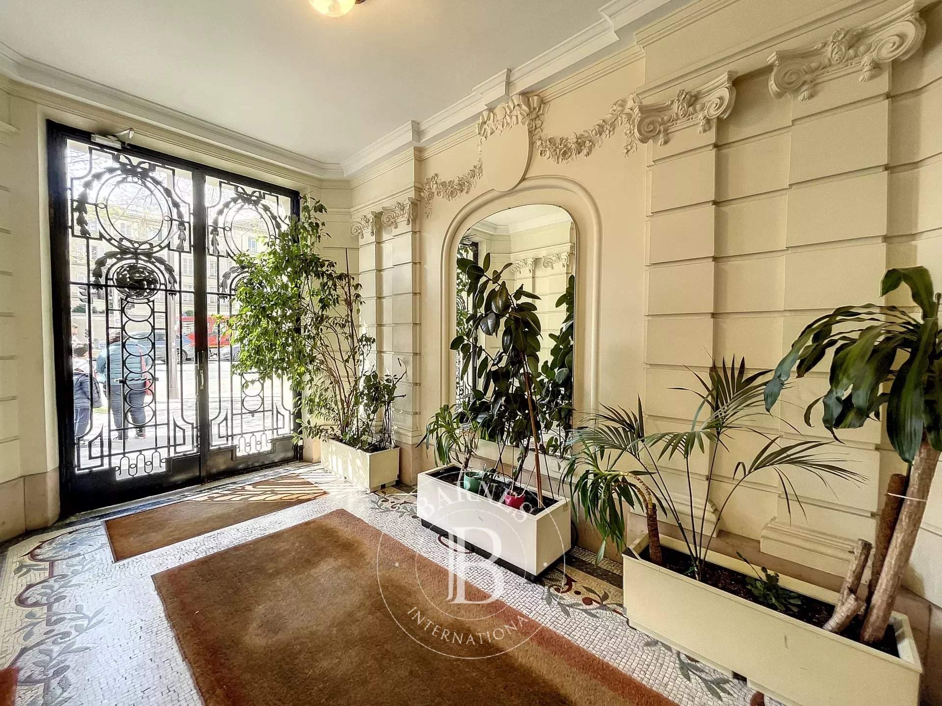 Paris  - Apartment 3 Bedrooms - picture 19