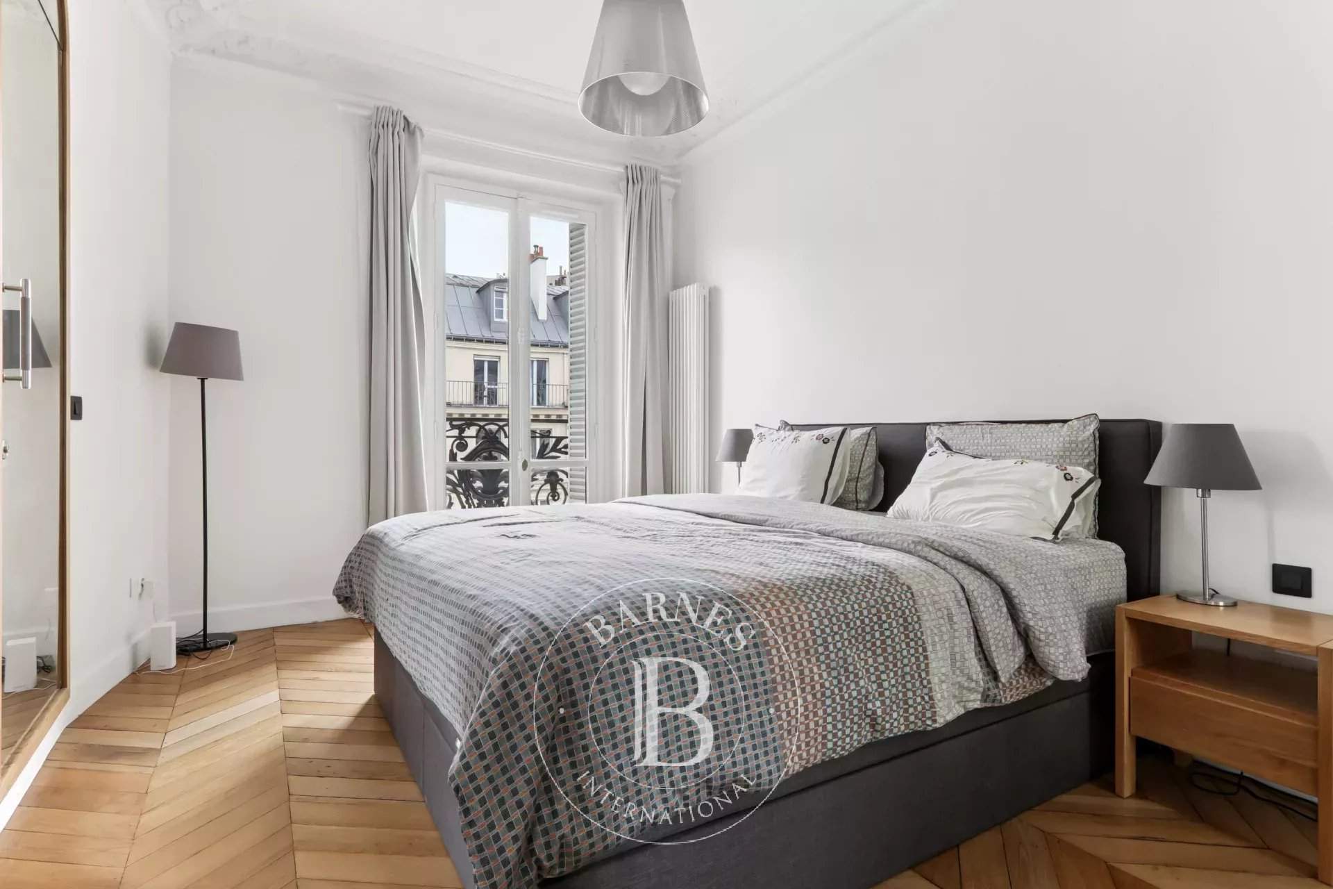 Paris  - Appartement 5 Pi&egrave;ces 3 Chambres - picture 7