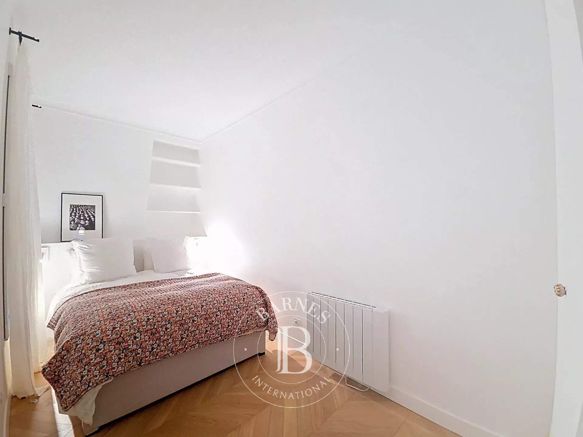 Paris  - Apartment 1 Bedroom - picture 8