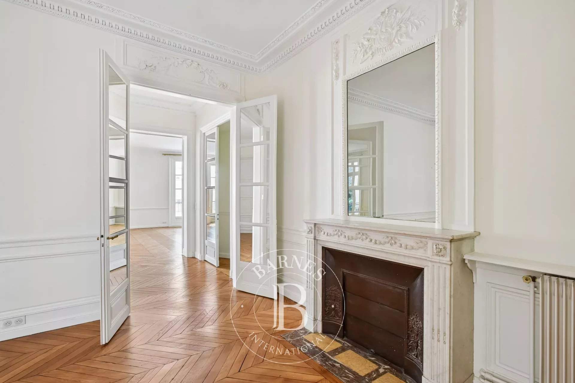 Paris  - Appartement 6 Pi&egrave;ces 4 Chambres - picture 3