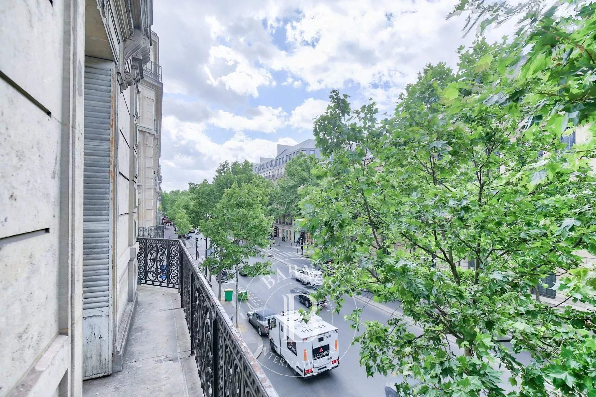 Paris  - Appartement 6 Pi&egrave;ces 4 Chambres - picture 8