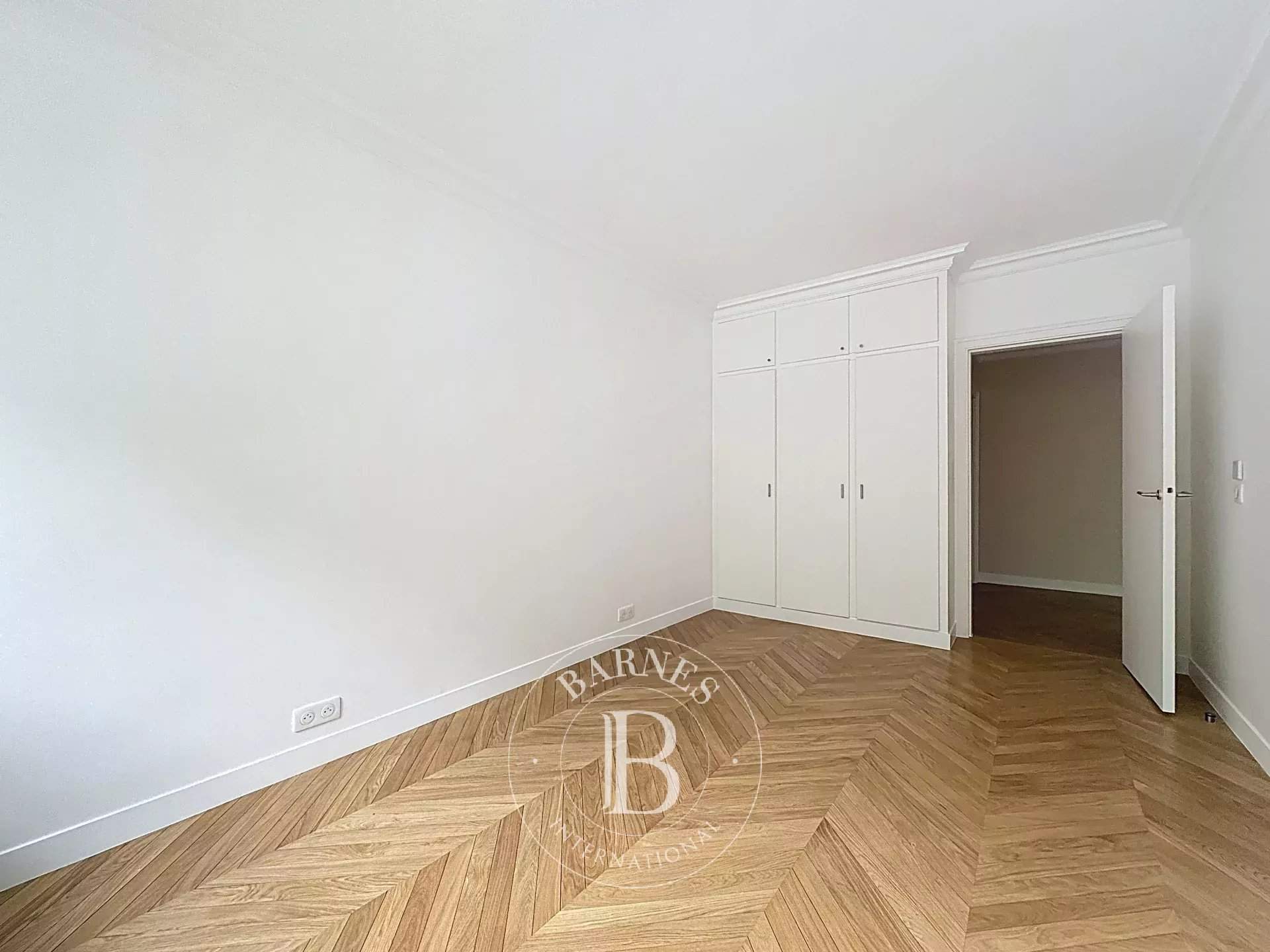 Paris  - Appartement 4 Pièces 2 Chambres - picture 11
